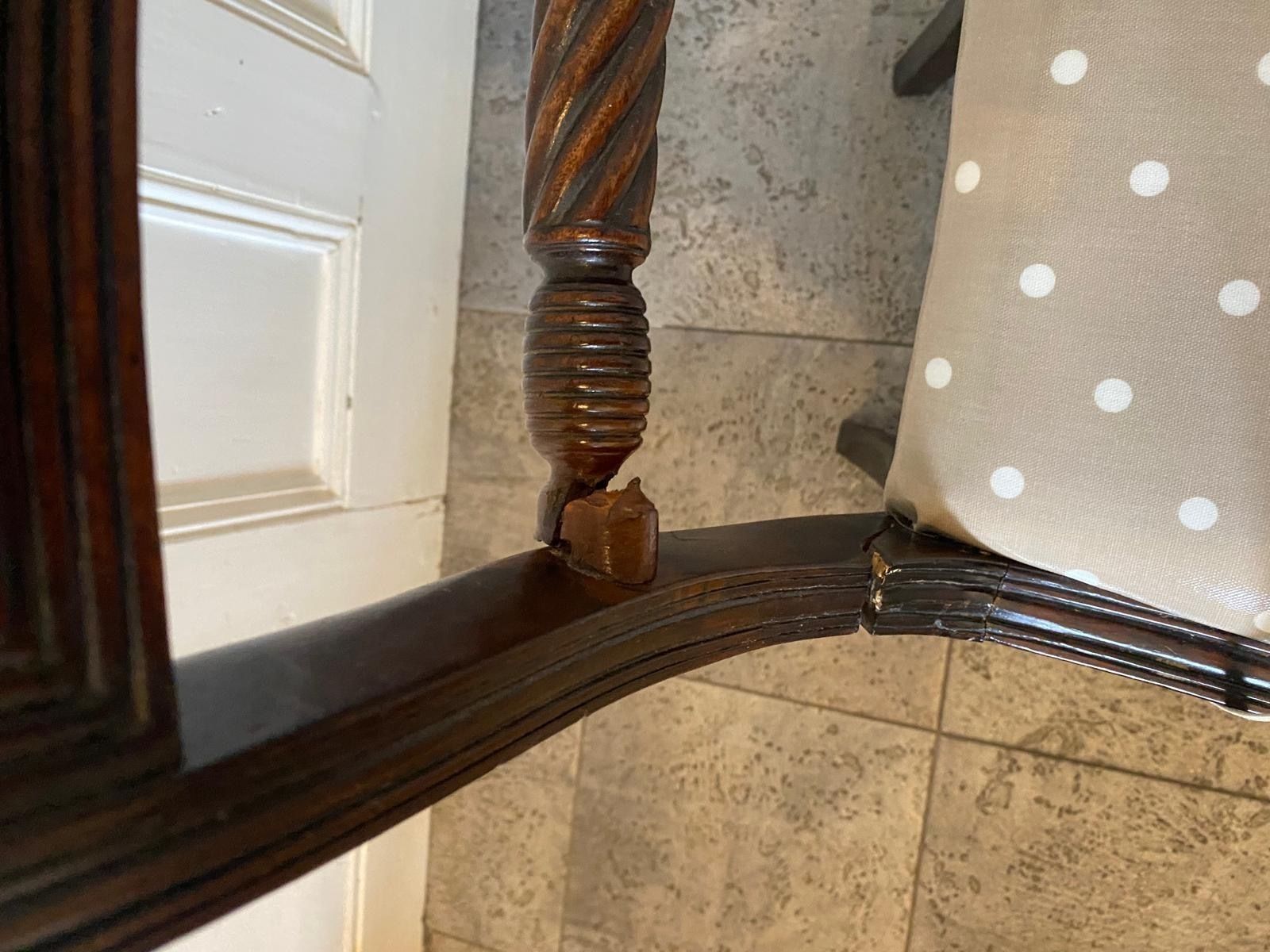 photo buy Antique Mahogany Tilt Table With 8 Chairs
