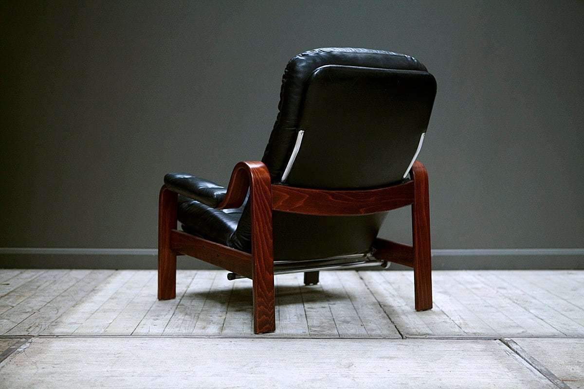 A 1970's "Relax II" Chair And Foot Stool By Göte Möbler Nassjö photo buy