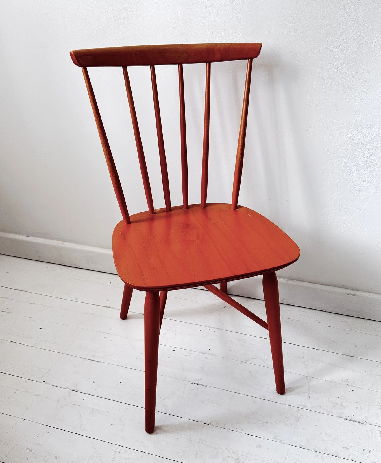 C92 Orange Wood Chair By Kandya Frank Guille Orange photo vintage