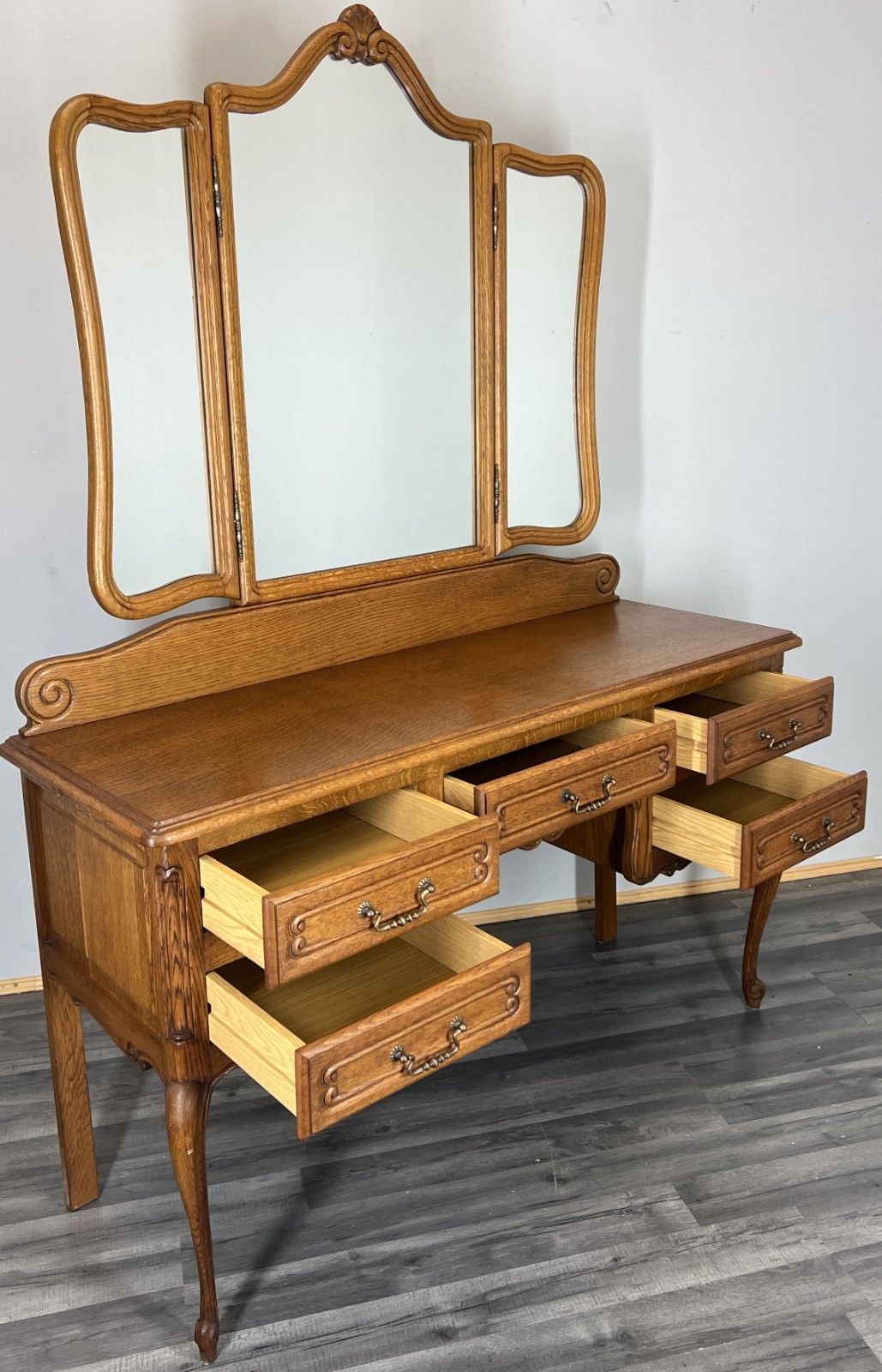 Furniture Vintage Dressing Table With Mirror French Oak Louis Vanity Table Makeup Lot 4557 photo