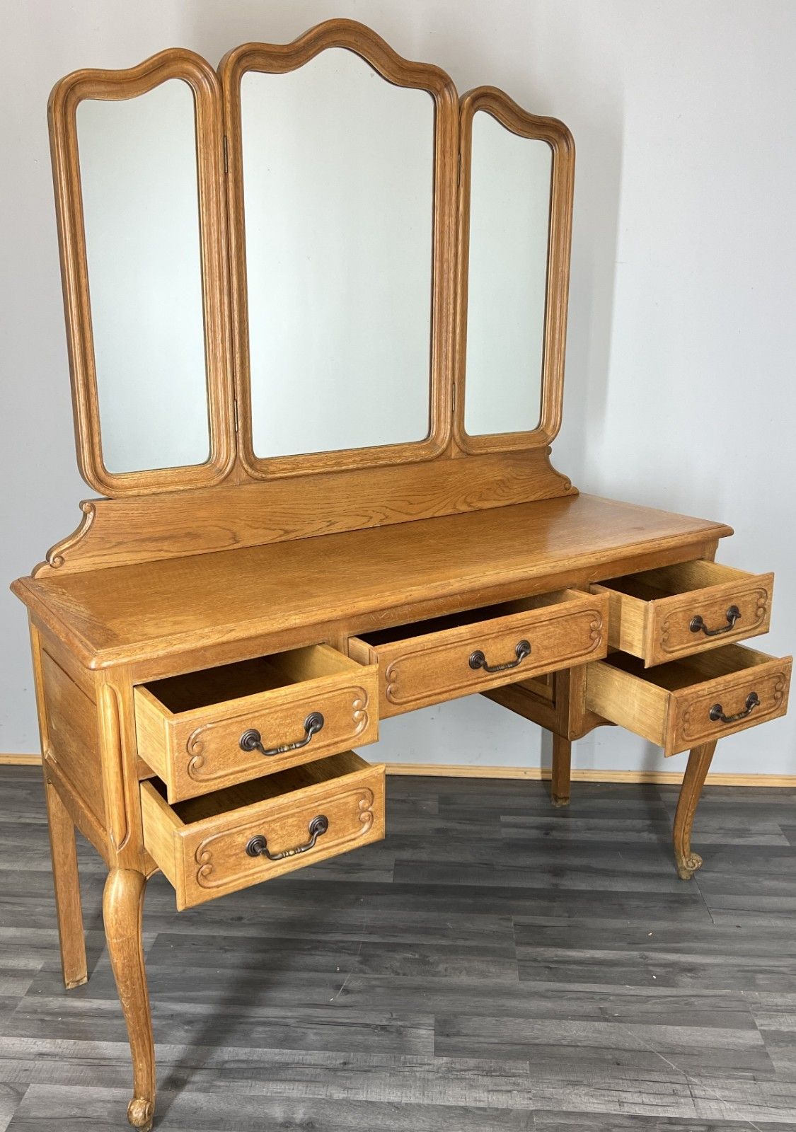 Vintage Dressing Table With Mirror French Oak Louis Vanity Table Makeup Lot  4564 | Vinterior