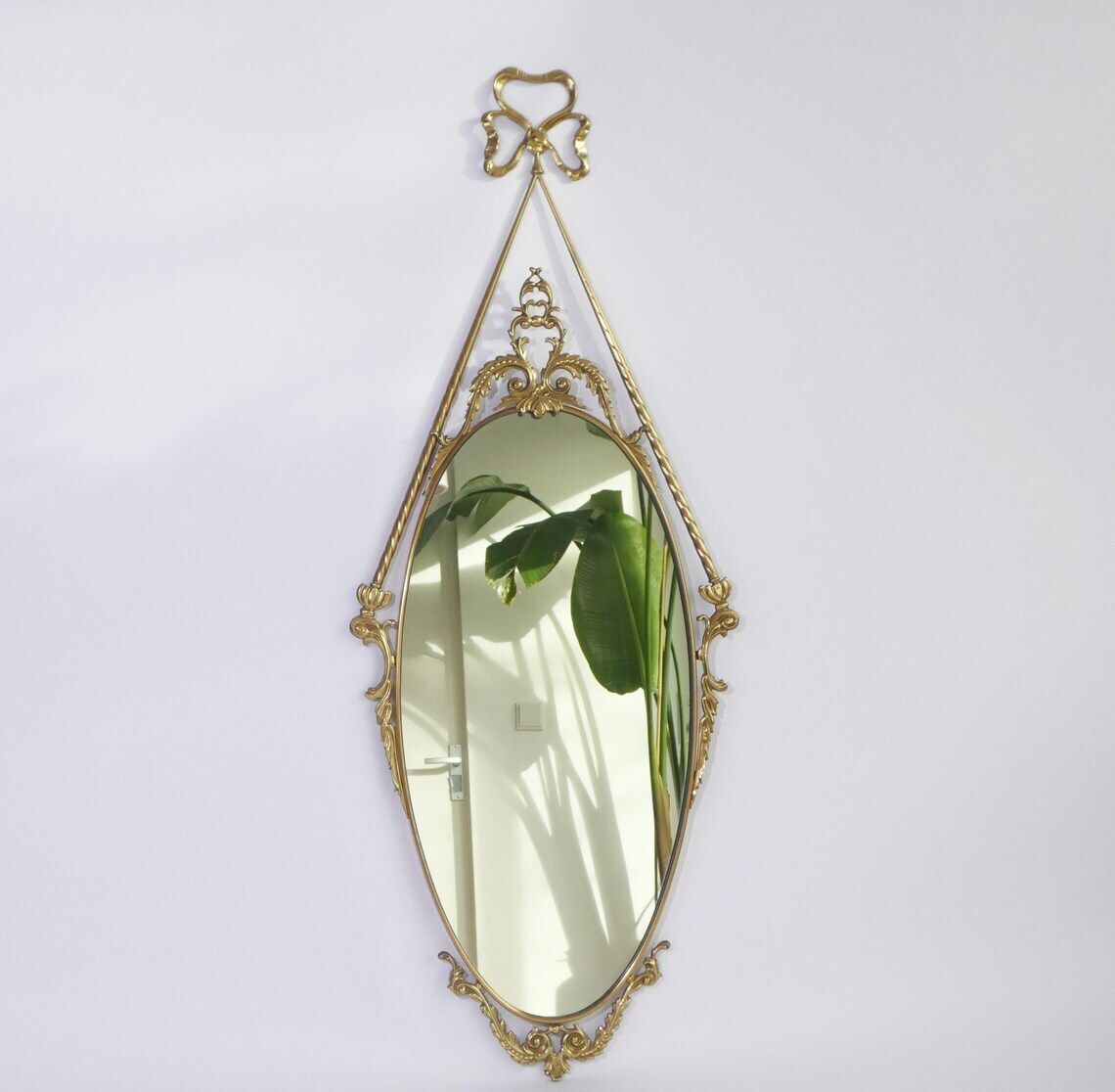 Large Oval Italian Brass Wall Mirror With Ornament  Bow Tie Hollywood Regency Mirror  Wall Hanging photo vintage