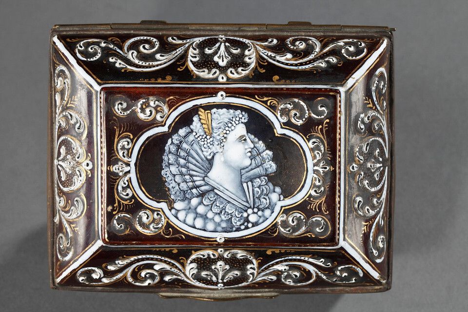 1341.0 Neo Renaissance Style Enamel And Copper Box photo