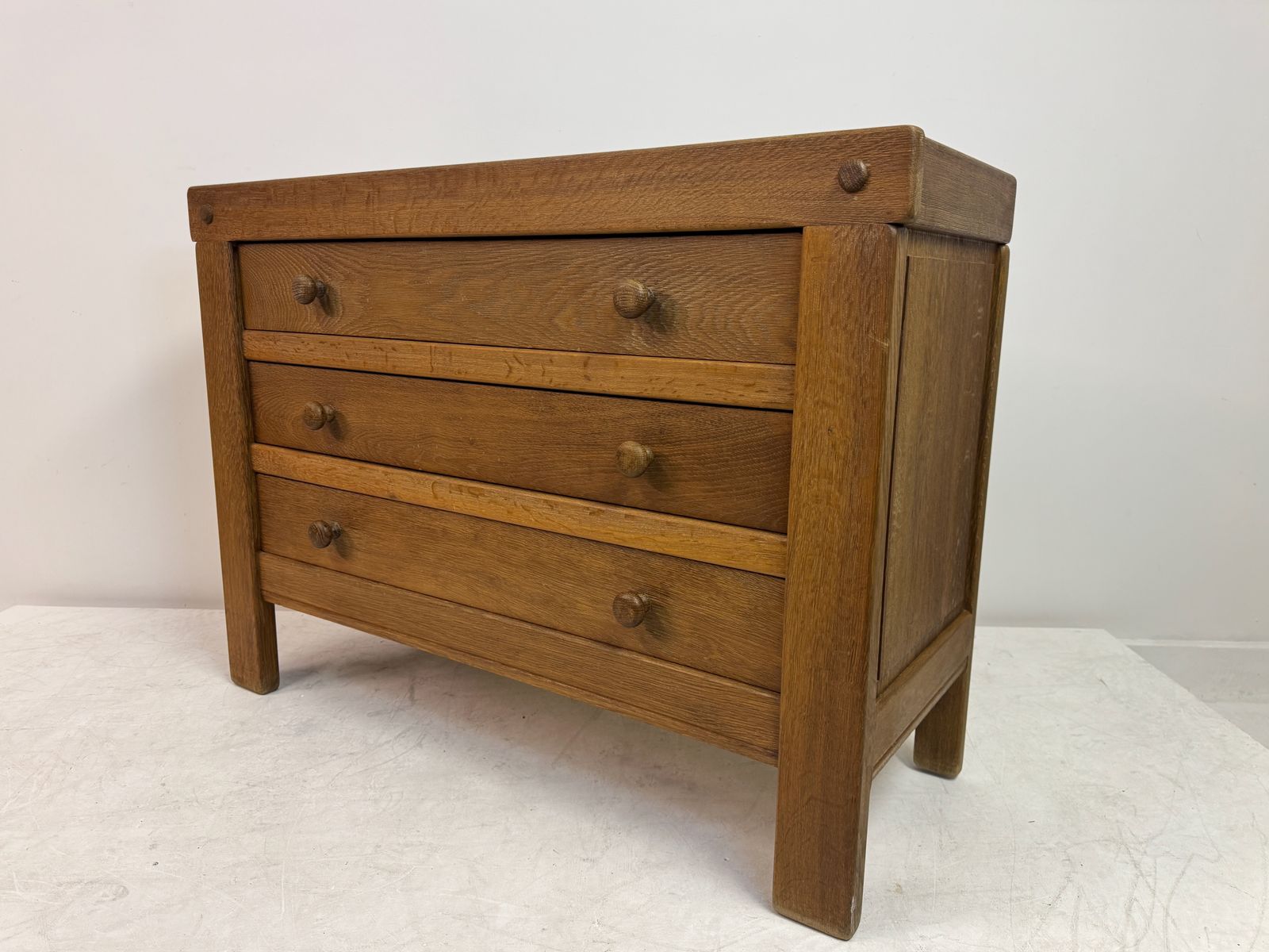 photo vintage Brutalist Oak Chest Of Drawers, 1970s