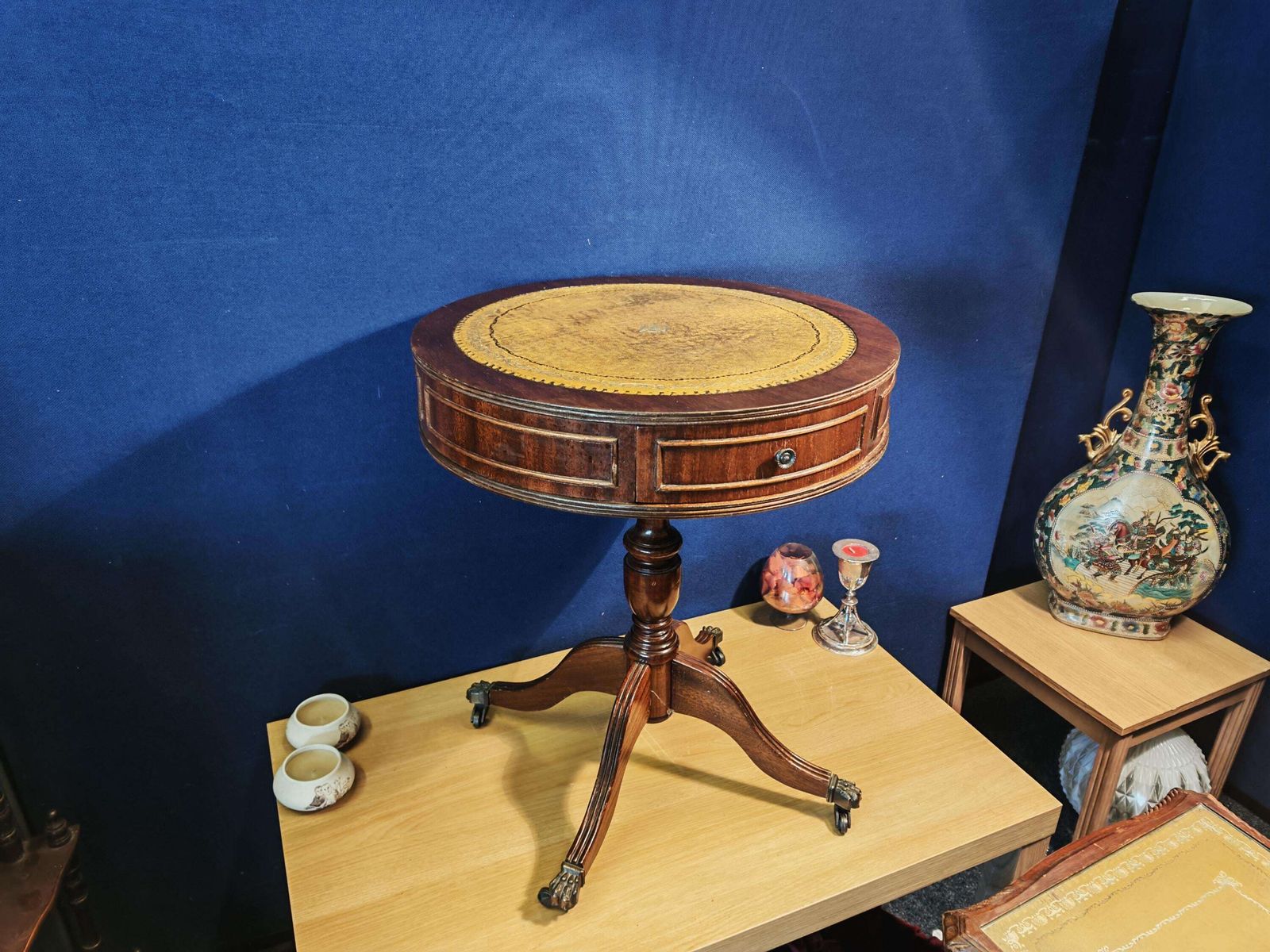 Vintage Mahogany 2 Drawer Drum Table With Leather Top