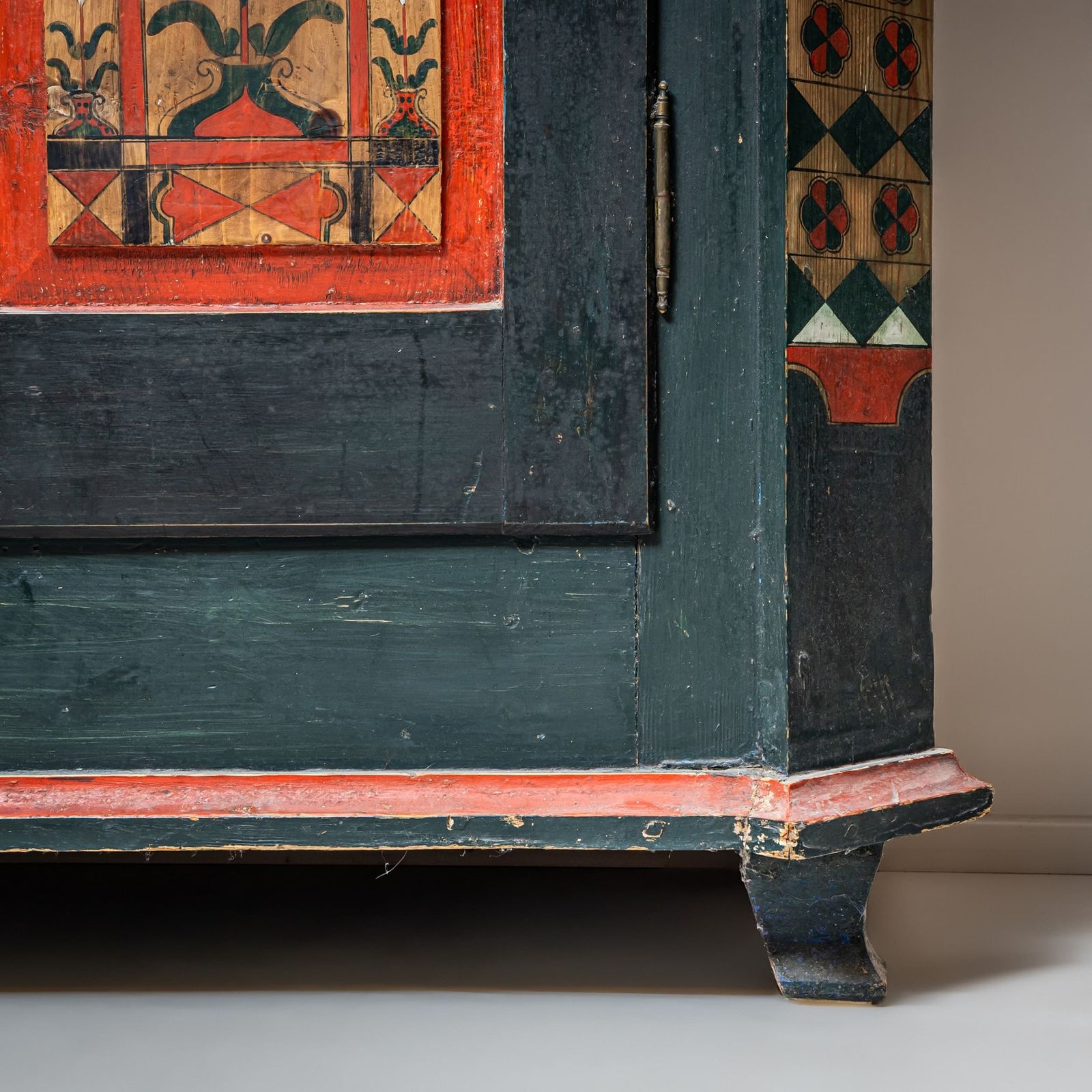 Hand Painted Folk Armoire, Franconia, First Half Of The 19th Century photo 3650.0