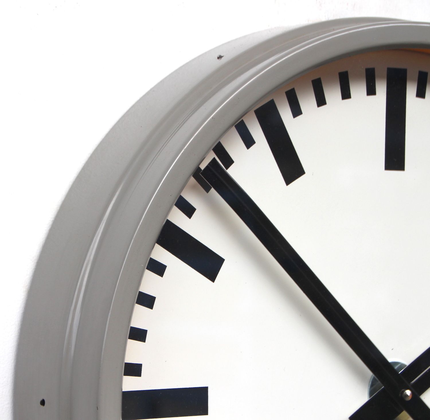 Large 44cm 1970s West German Factory Vintage Factory Wall Clock. Fully Guaranteed photo Home Decor