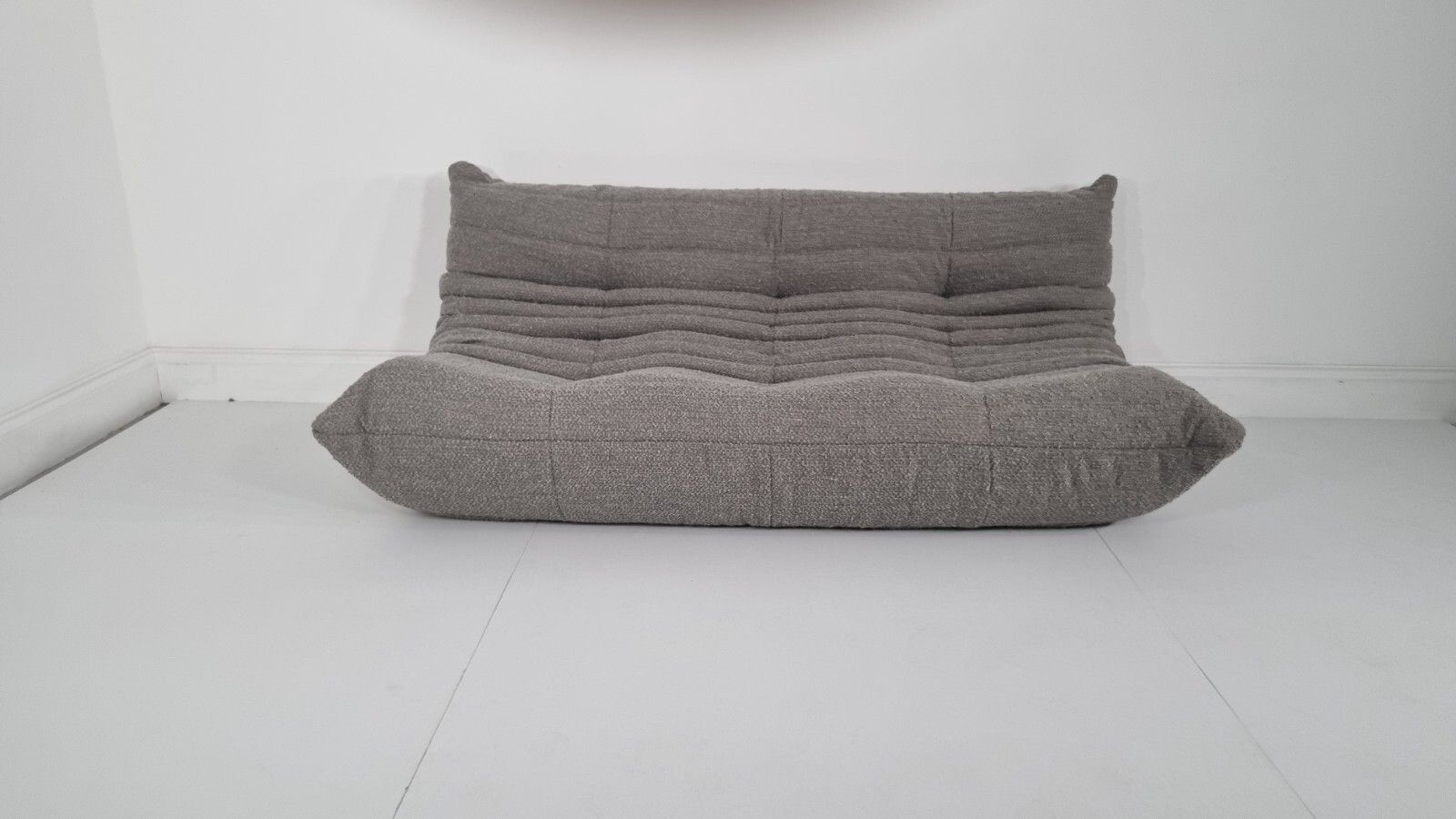 Ligne Roset Togo 3 Seater In Grey Boucle Excellent Condition photo for sale