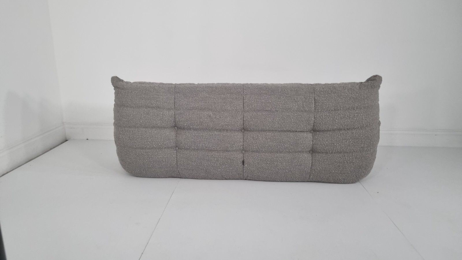 photo for sale Ligne Roset Togo 3 Seater In Grey Boucle Excellent Condition