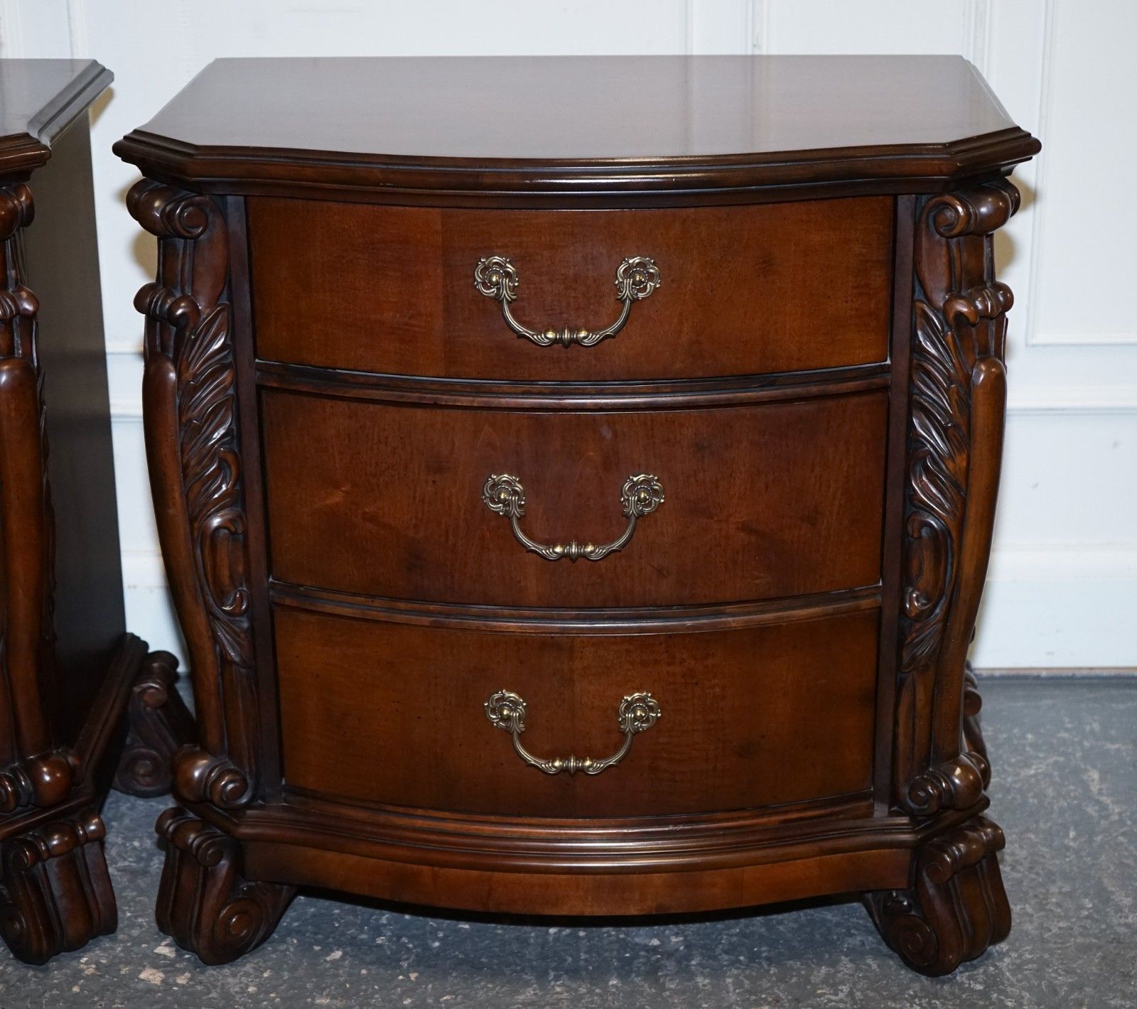 Pair Of Large American Chippendale Style Nightstands Bedside Tables photo vinterior