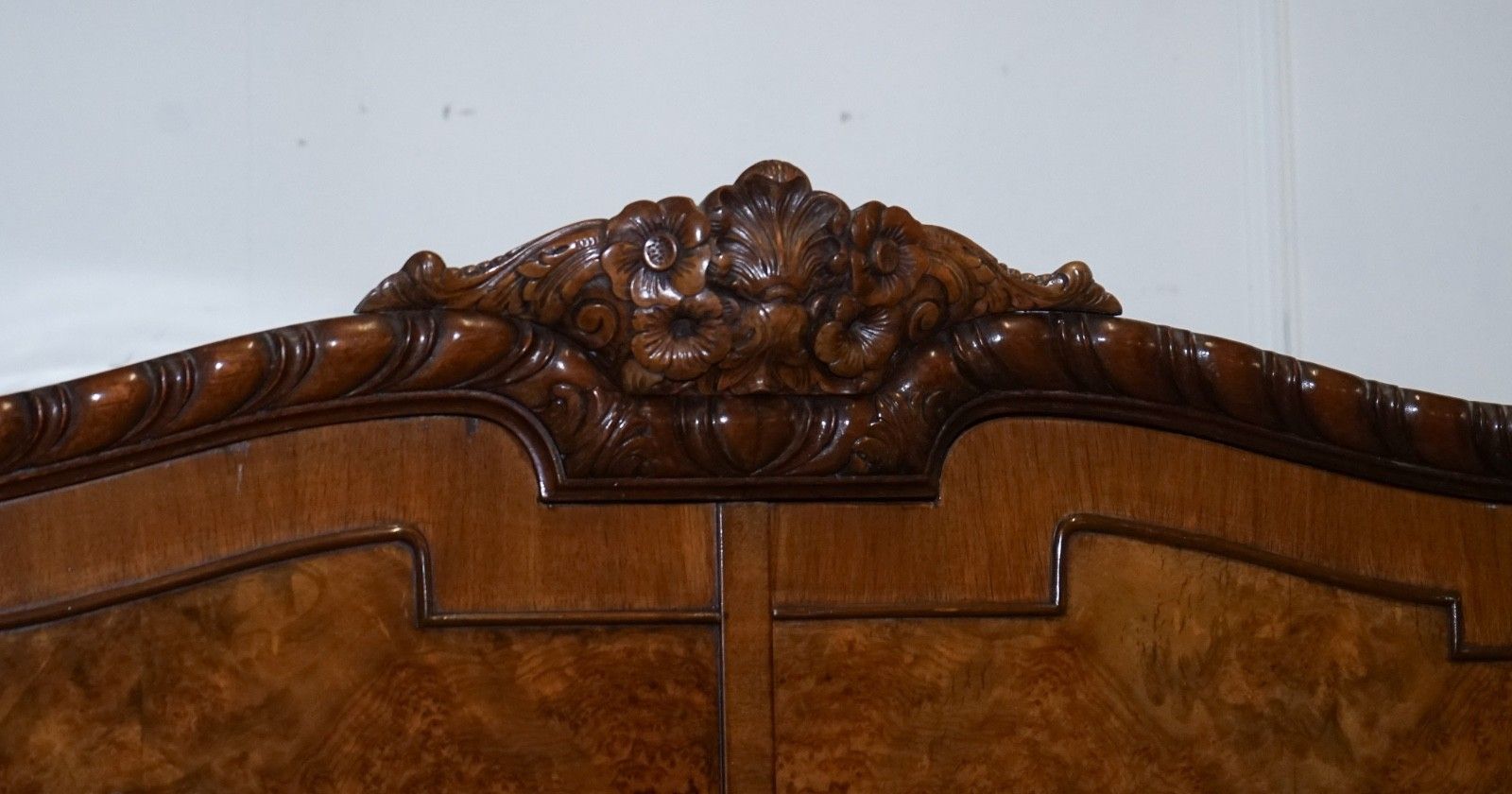 Victorian Queen Anne English Art Deco Burr Walnut Two Door Wardrobe photo vinterior