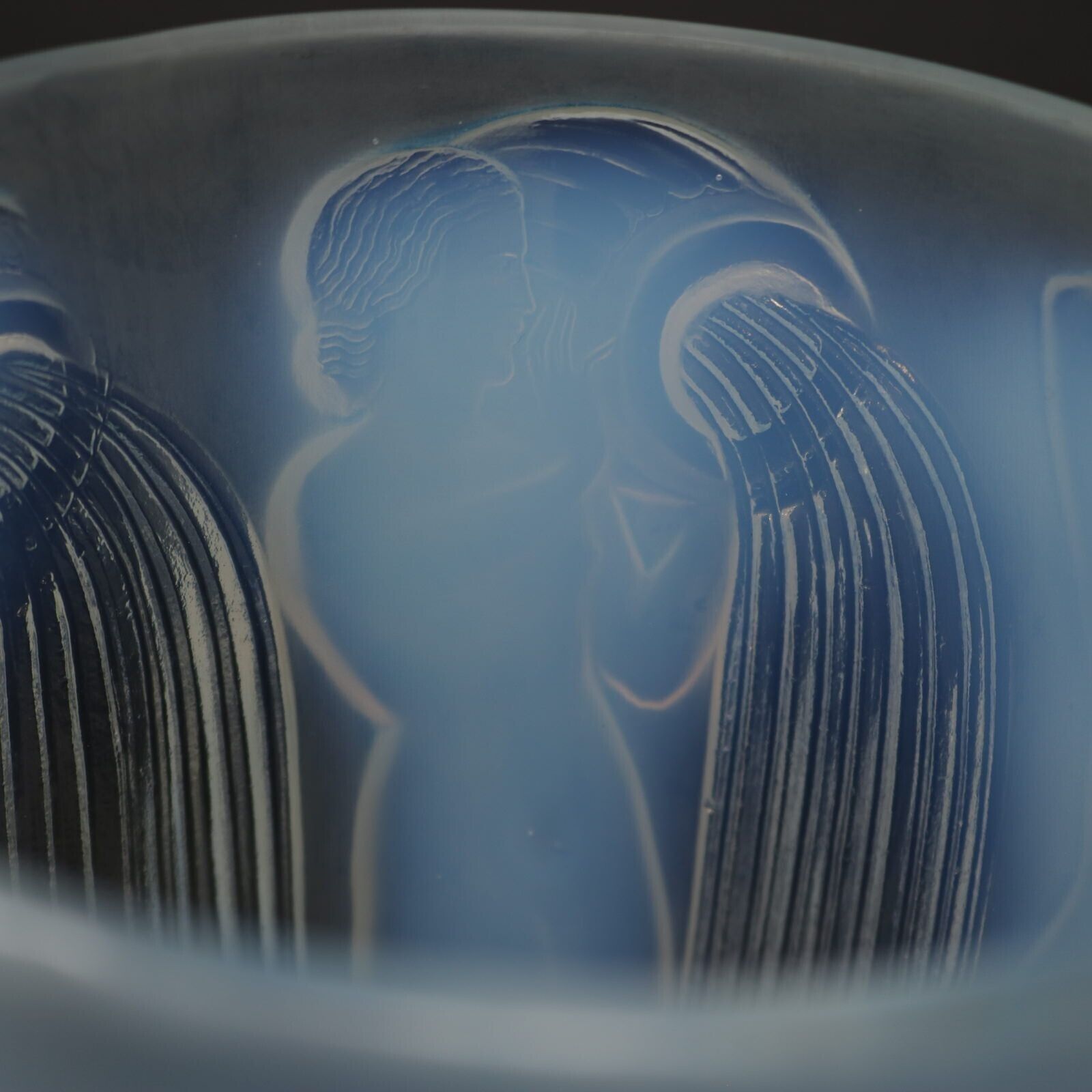 photo furniture Rene Lalique Opalescent Glass Danaides Vase