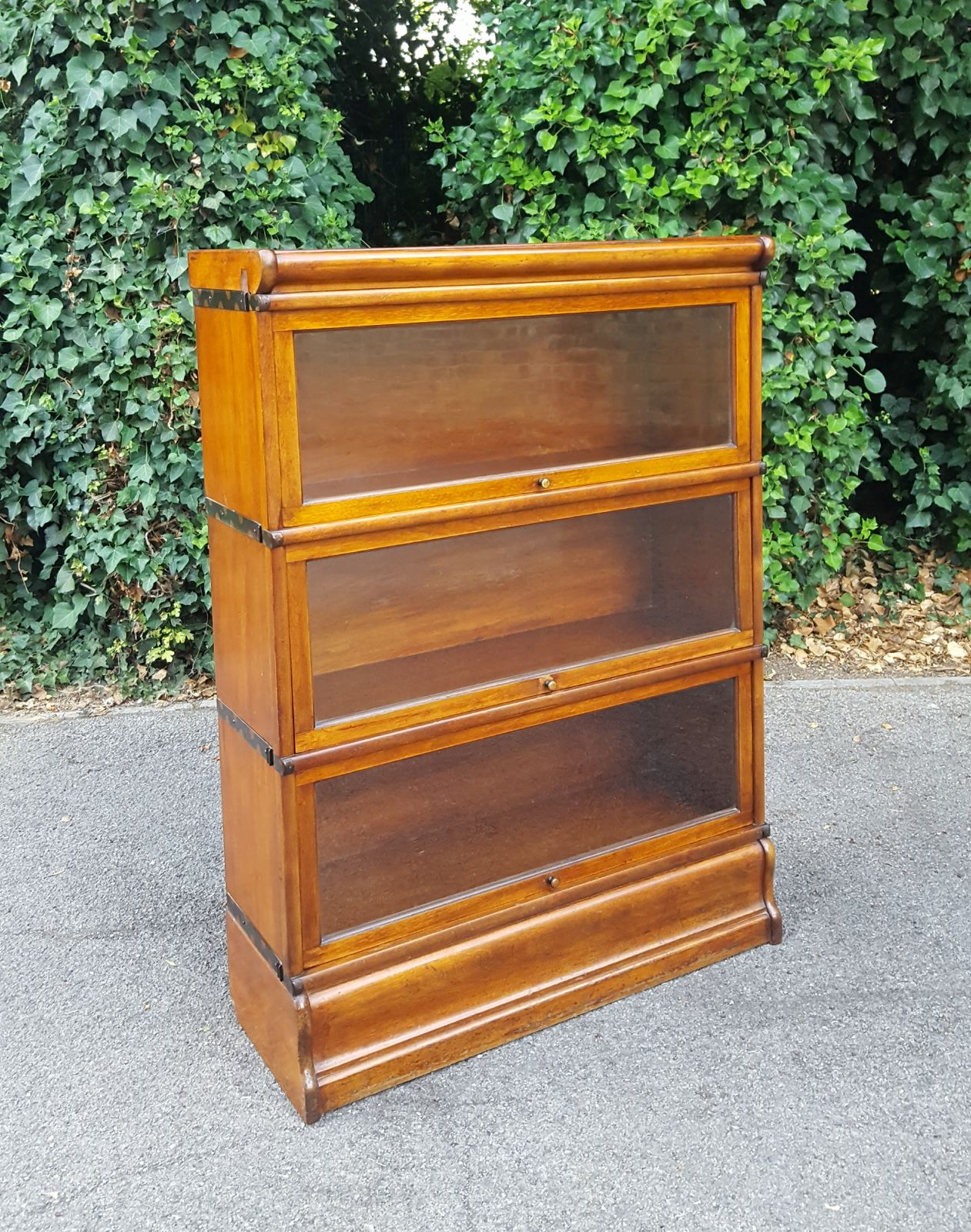 The Globe Wernicke Co Elastic Bookcases Cincinnati USA photo for sale
