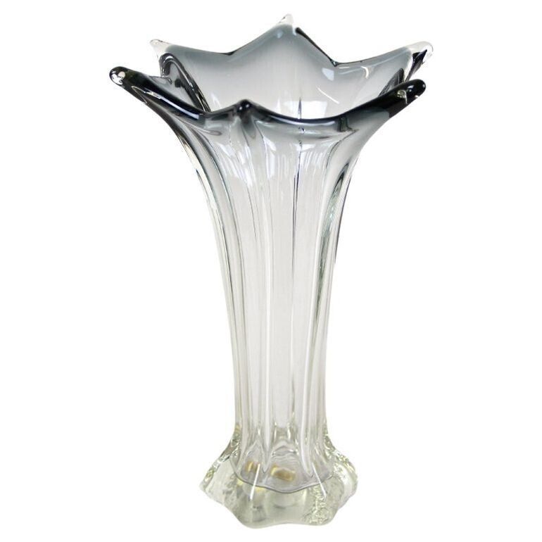 20th Century Clear Murano Glass Vase, Vetro Artistico Veneziano, Italy Ca. 1970