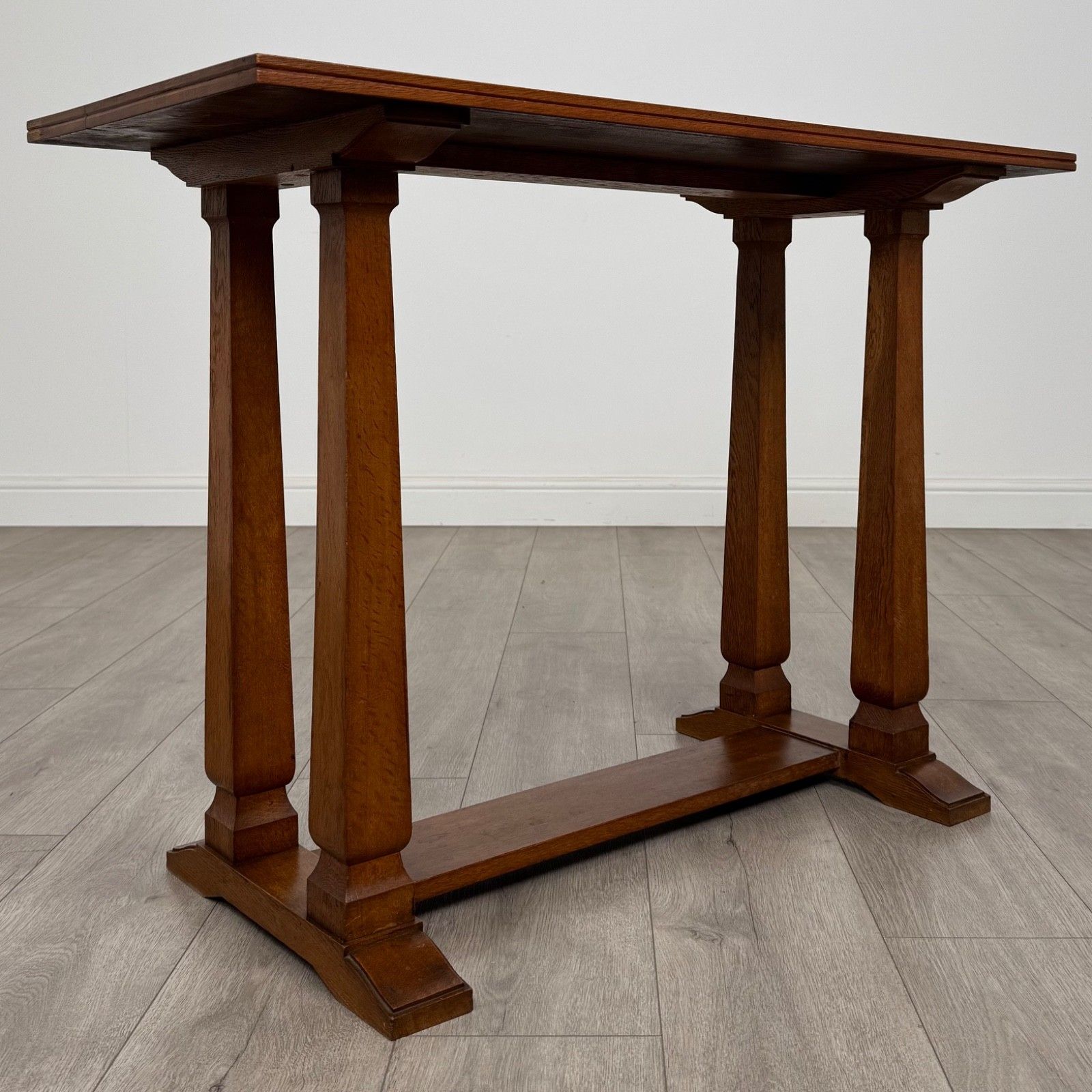 Antique 20th Century Good Quality Small Oak Side Table photo vintage