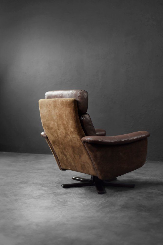 photo vinterior Mid Century Danish Modern Brown Leather Swivel Armchair From Lystager Industri, 1970s