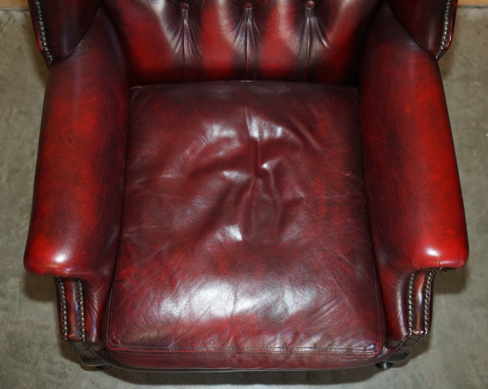 Nice Decorative Pair Of Chesterfield Vintage Oxblood Leather Wingback Armchairs photo 2950.0