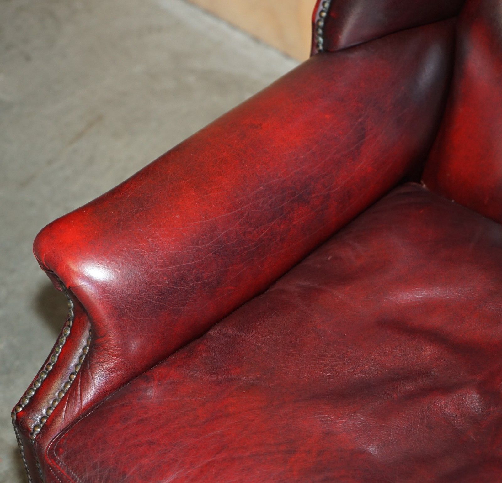 Nice Decorative Pair Of Chesterfield Vintage Oxblood Leather Wingback Armchairs photo buy