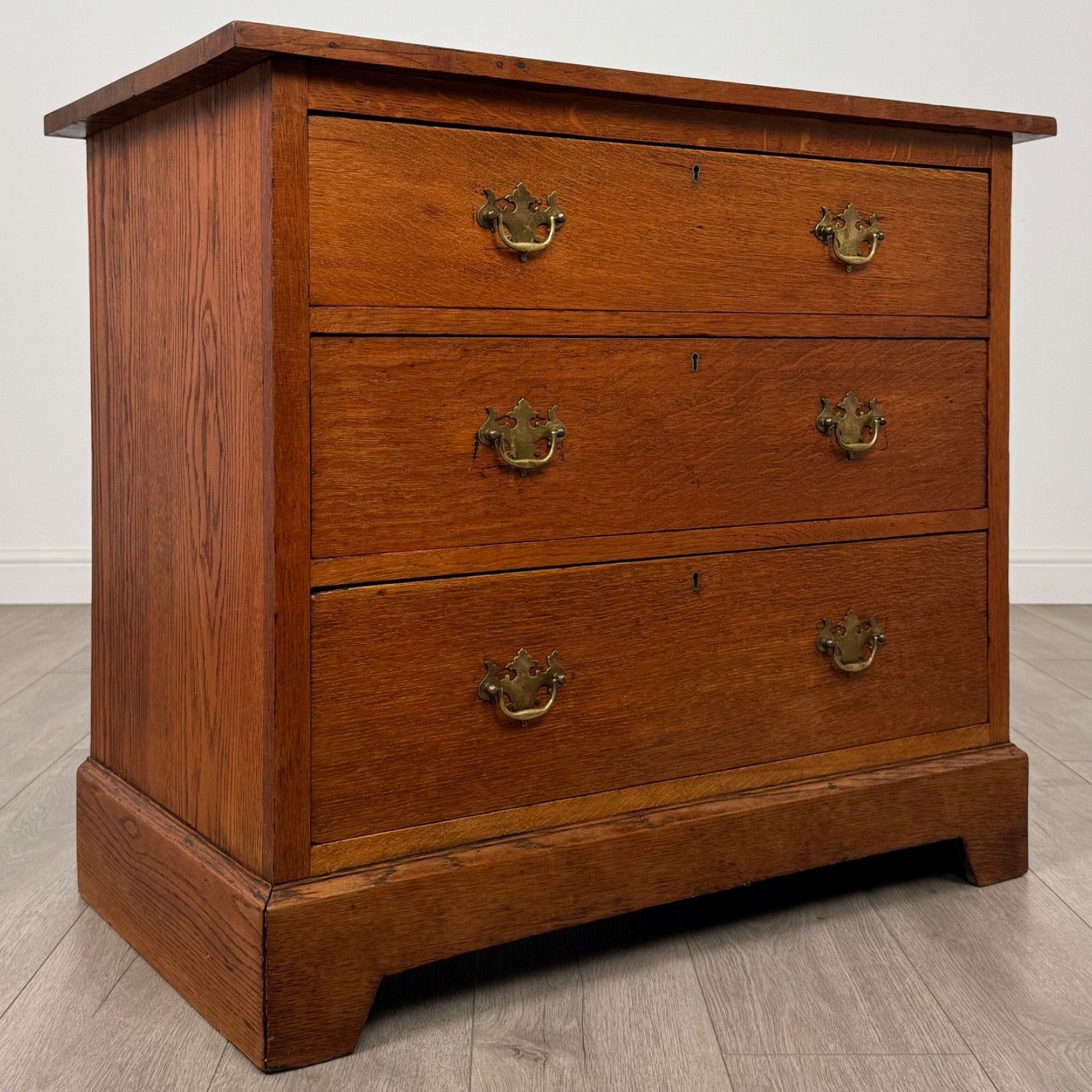 Antique 20th Century Golden Oak Chest Of Drawers photo vintage