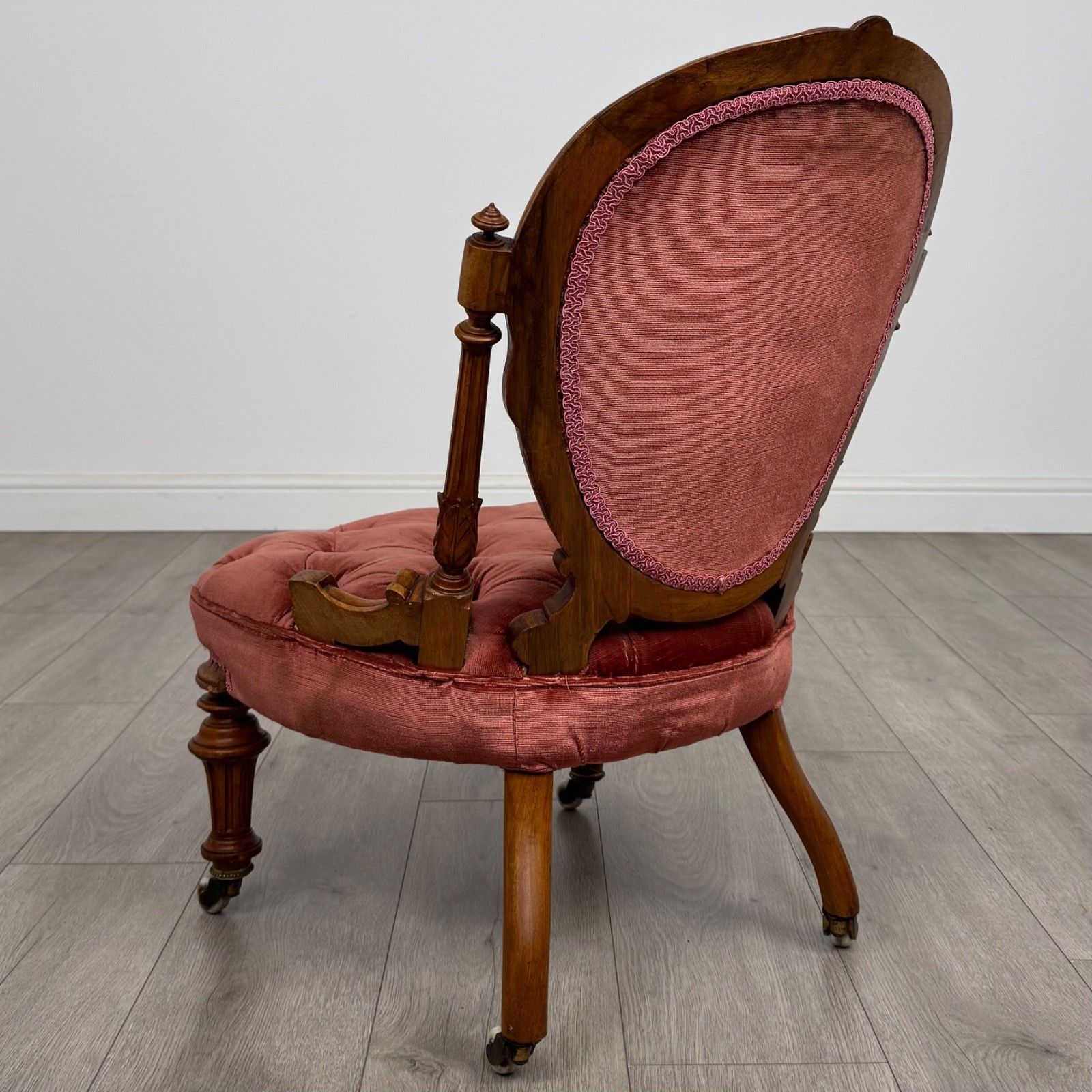 Antique 19th Century Pair Of Parlour Chairs In Walnut photo Furniture