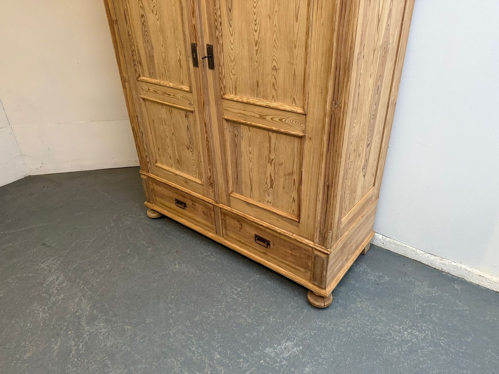 A Mint Clean Arched Victorian Pine Knockdown Wardrobe To Wax/Paint photo Furniture