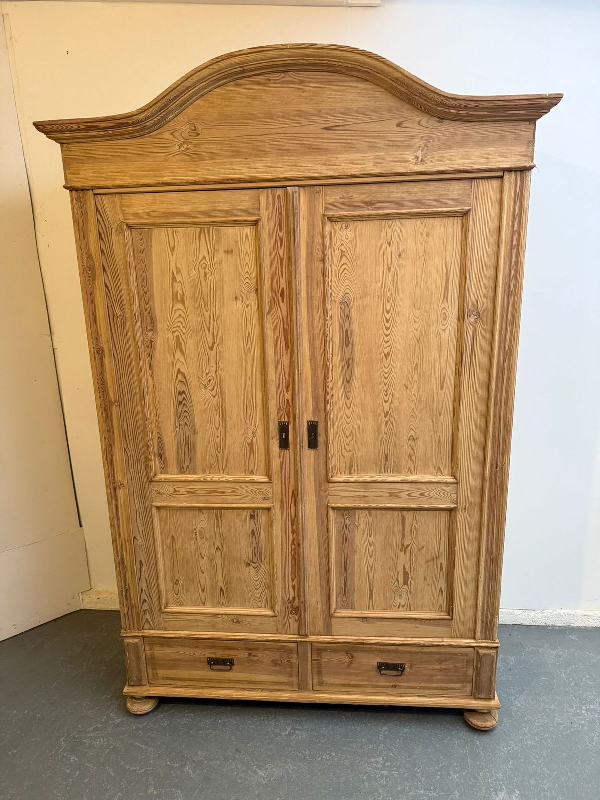 A Mint Clean Arched Victorian Pine Knockdown Wardrobe To Wax/Paint photo buy