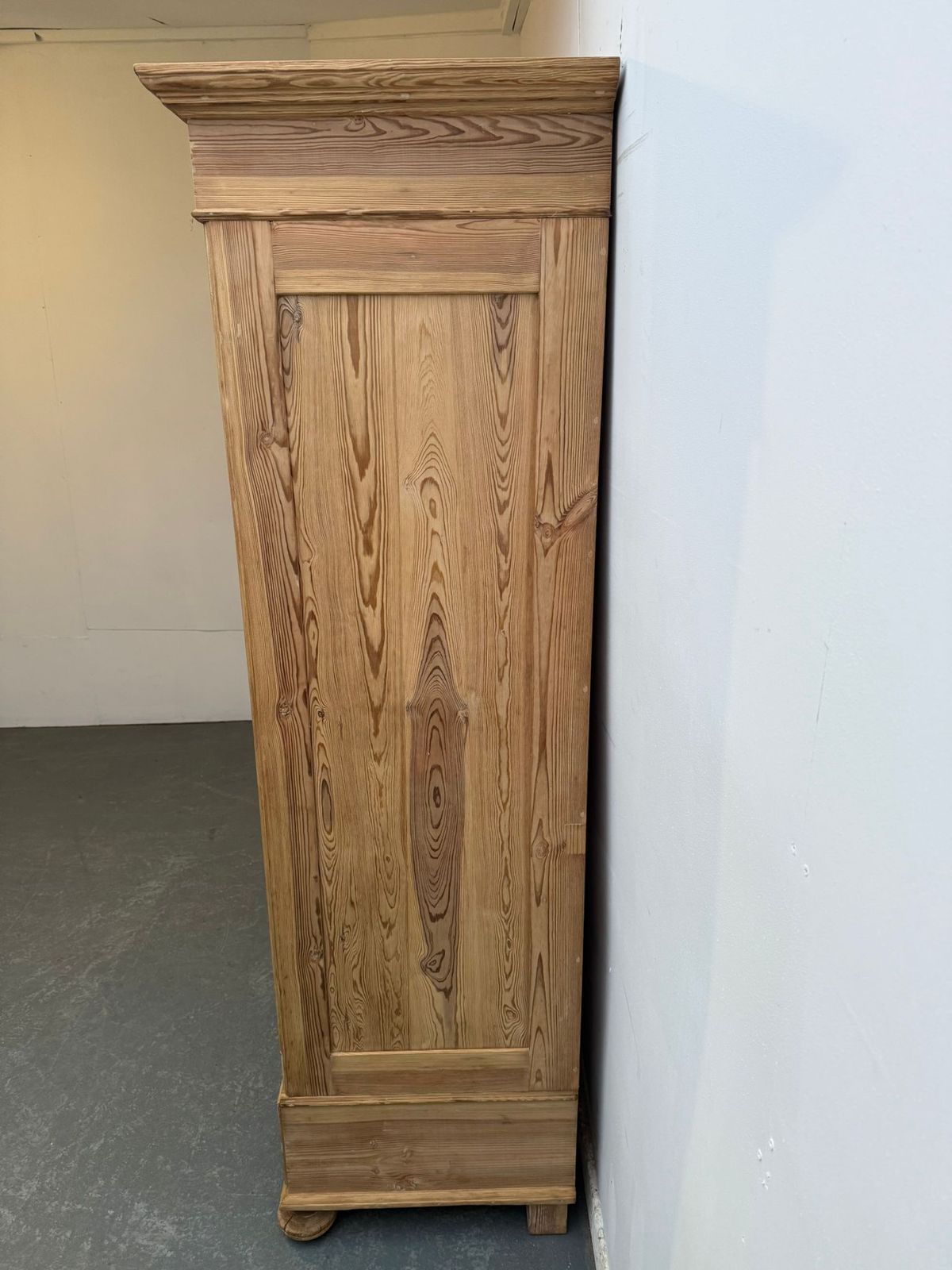 photo furniture A Mint Clean Arched Victorian Pine Knockdown Wardrobe To Wax/Paint