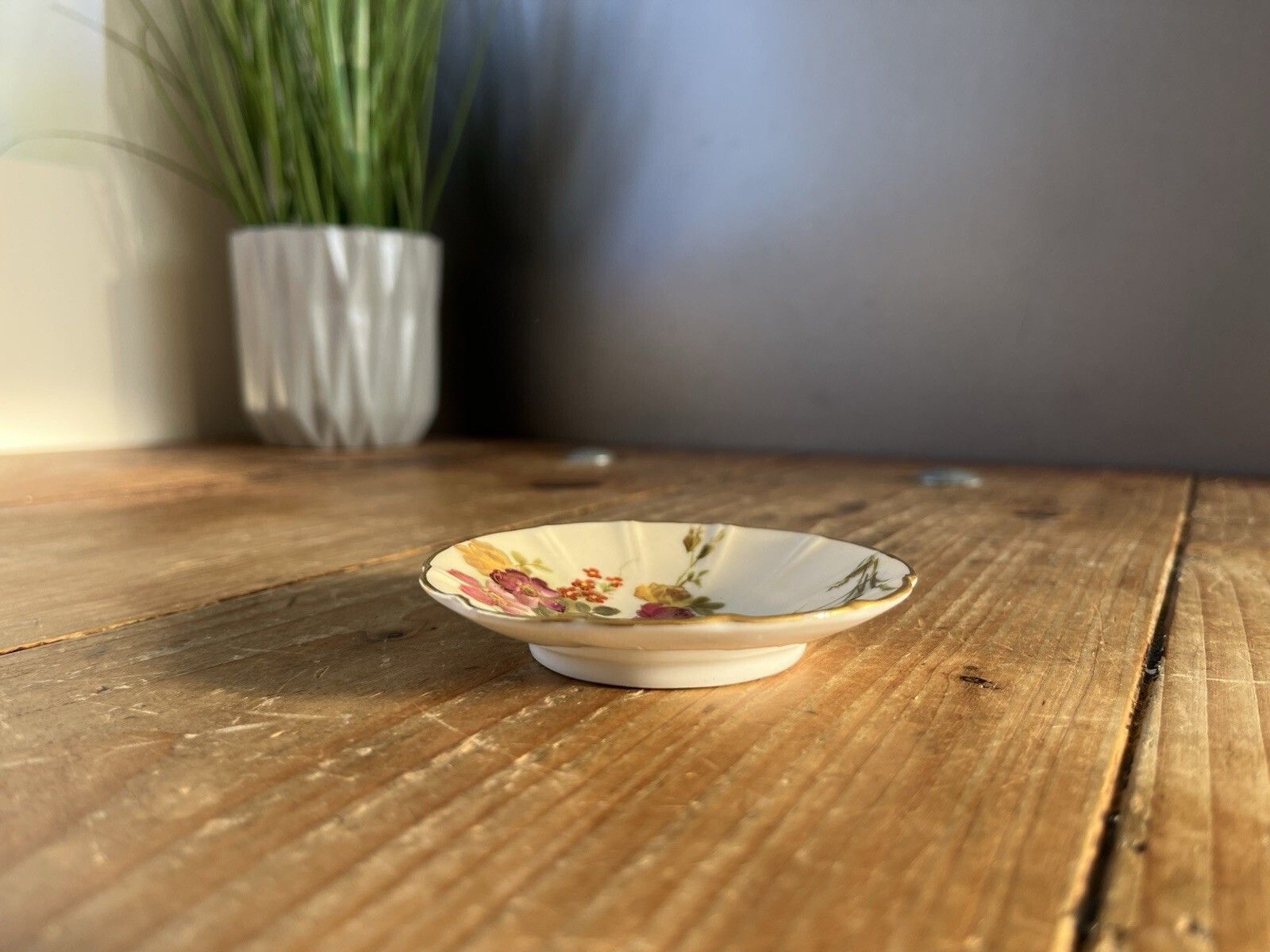 Rare Antique C1901 Royal Worcester Blush Ivory Floral Bouquet Scalloped Pin Dish photo furniture