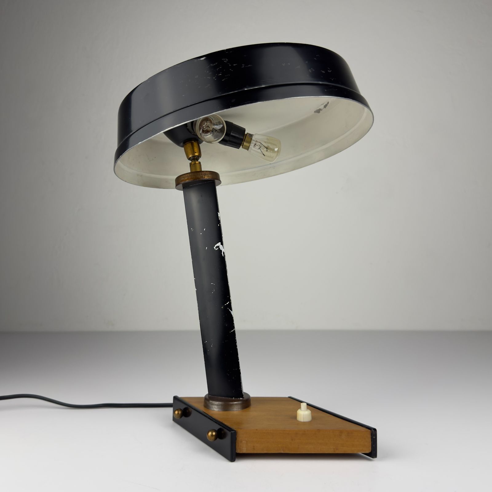 photo vintage Vintage Metal Desk Lamp By Oscar Torlasco, Italy 1950s