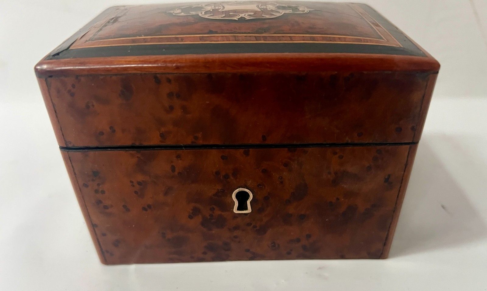 Small Thuya Wood Veneer Jewelry Box 20th Century photo furniture
