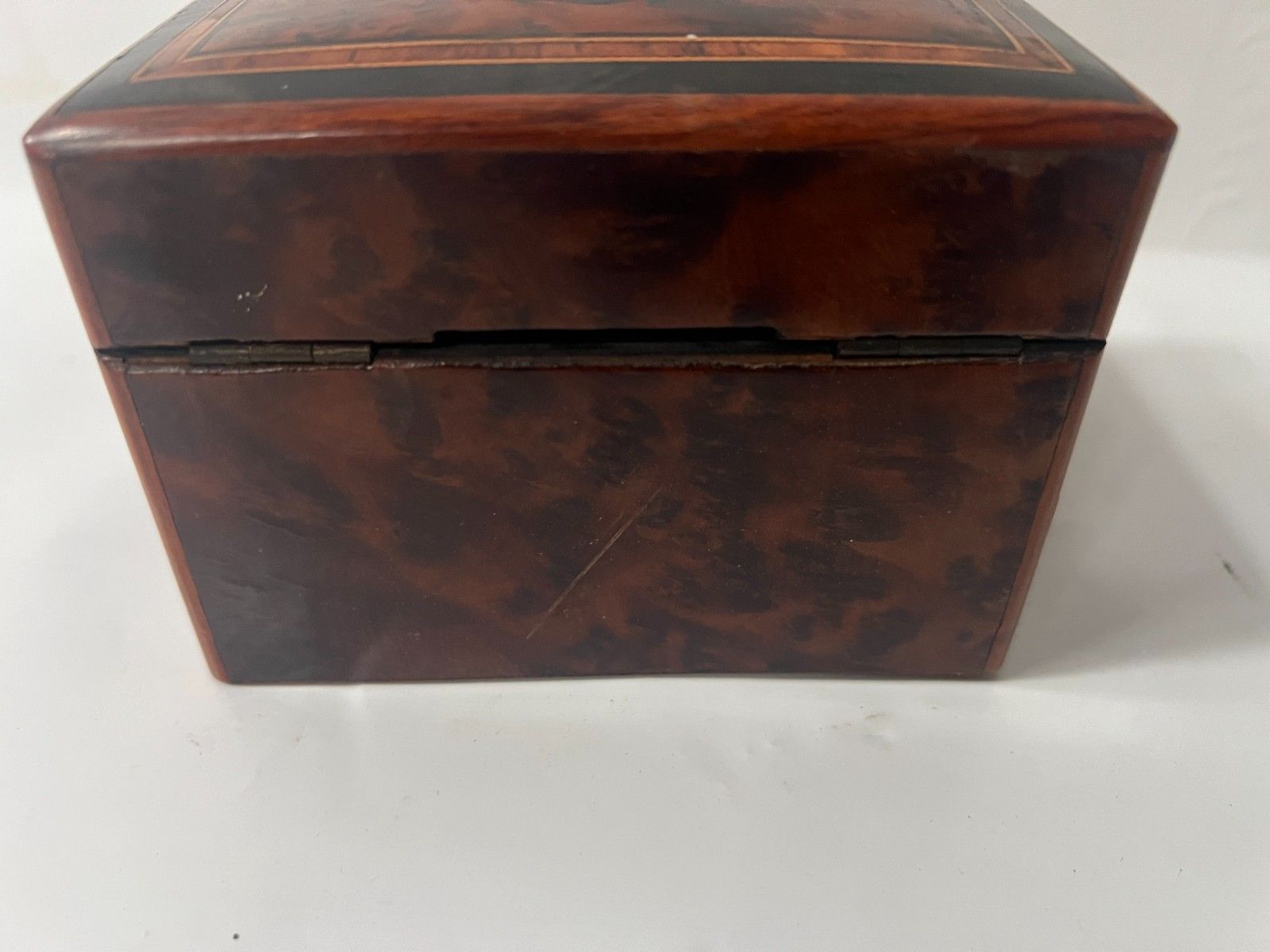 Small Thuya Wood Veneer Jewelry Box 20th Century photo vinterior