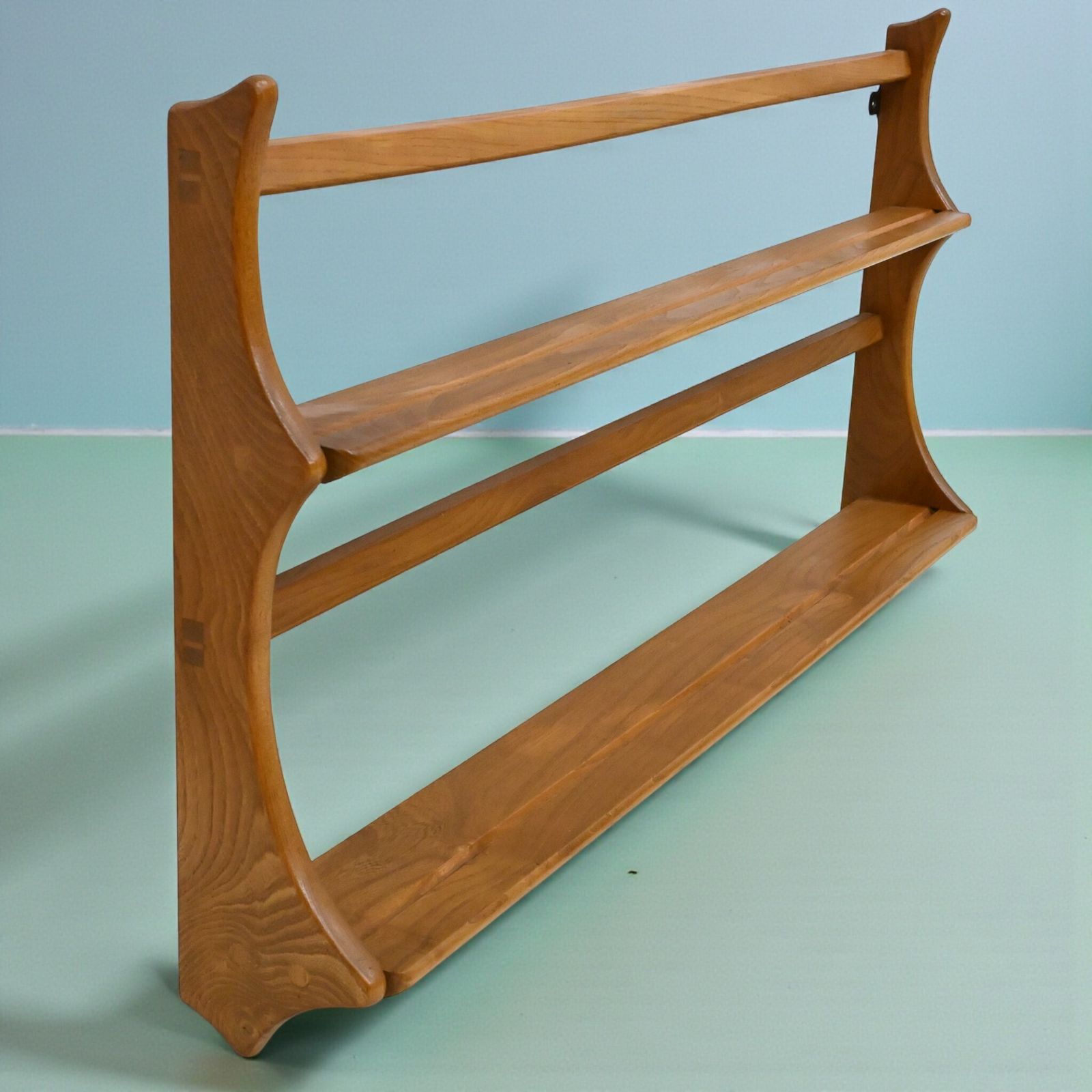 Ercol Hanging Plate Rack Model 268 Natural Finish With Fixings Free Uk* Delivery