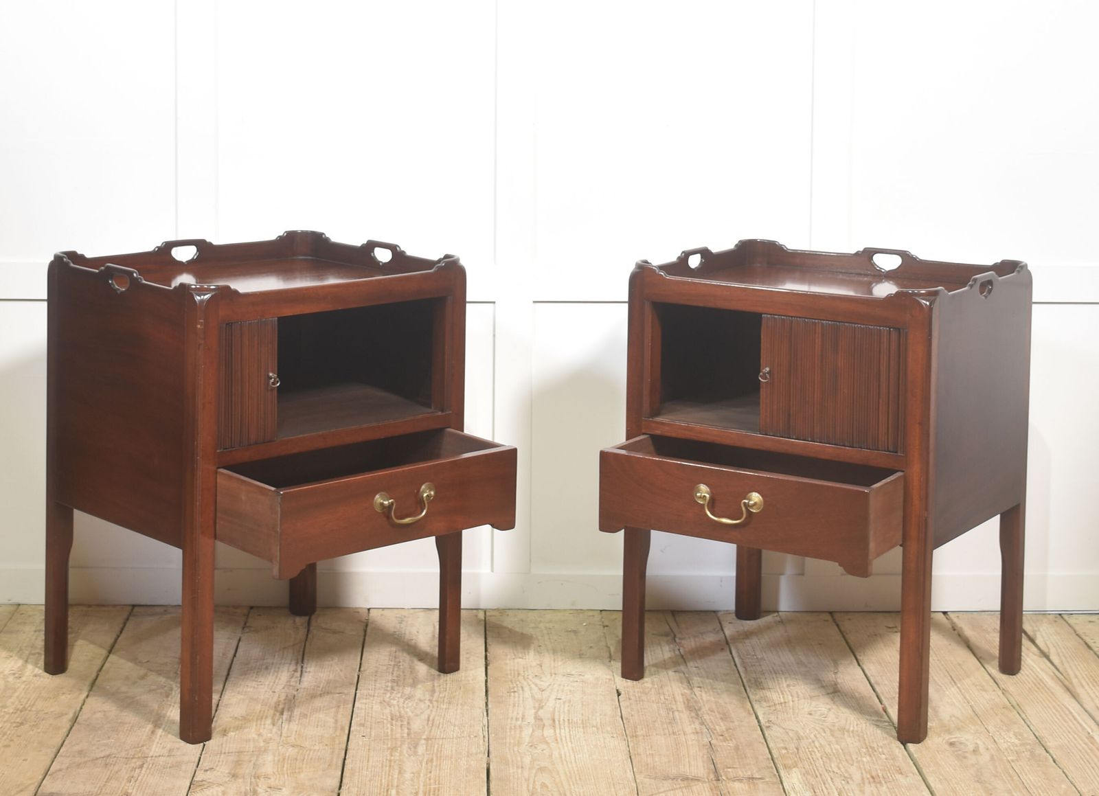 Pair Of Mahogany Tray Top Bedside Cabinets photo 2034.0