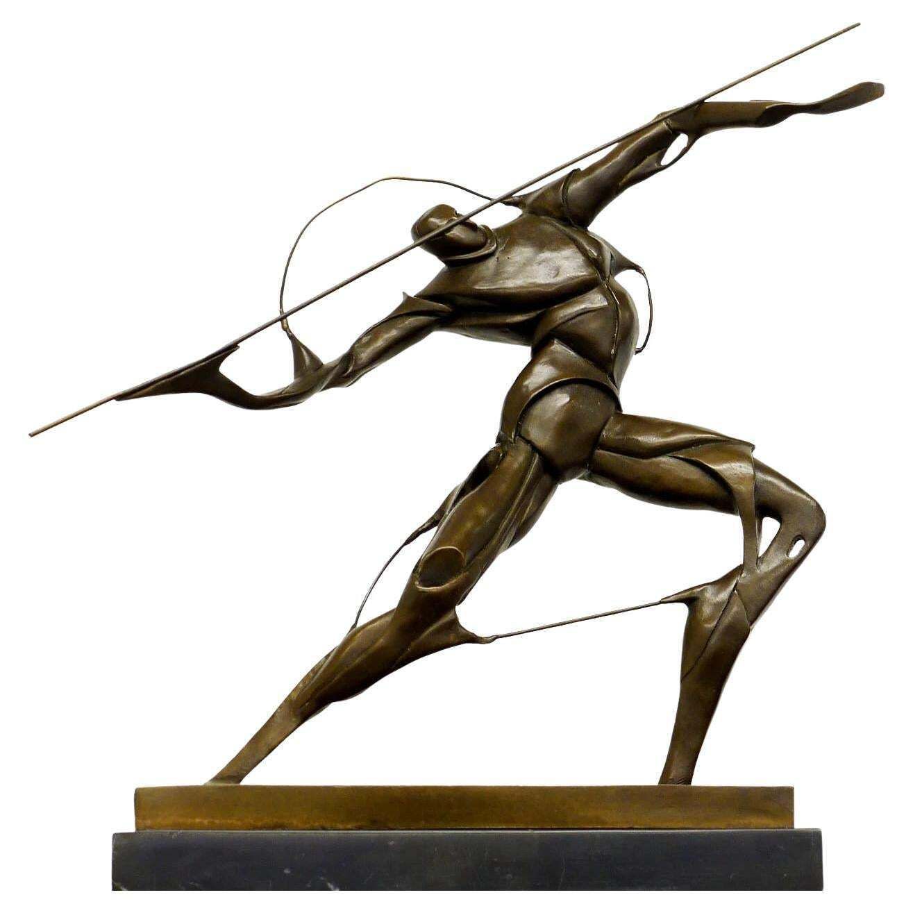 The Bronze Sculpture In The Style Of Umberto Boccioni