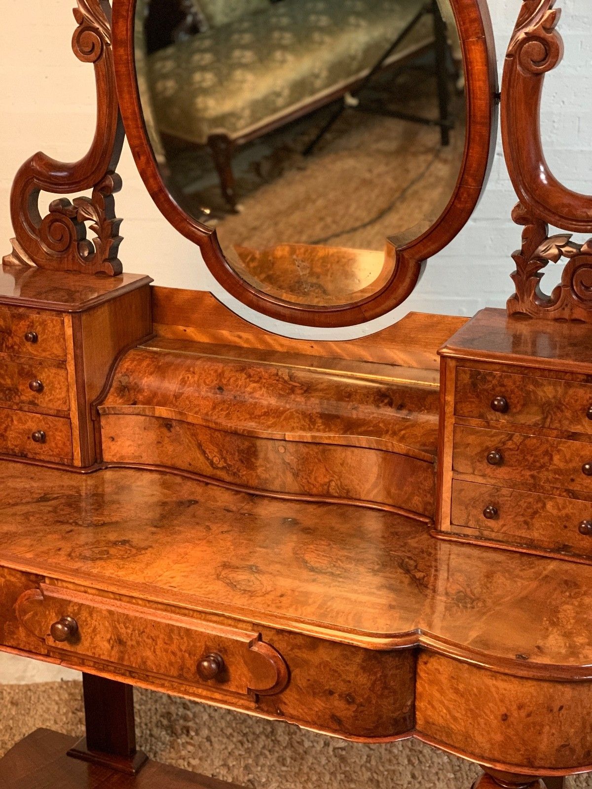 Victorian Walnut Dressing Table (Burr Walnut) photo buy