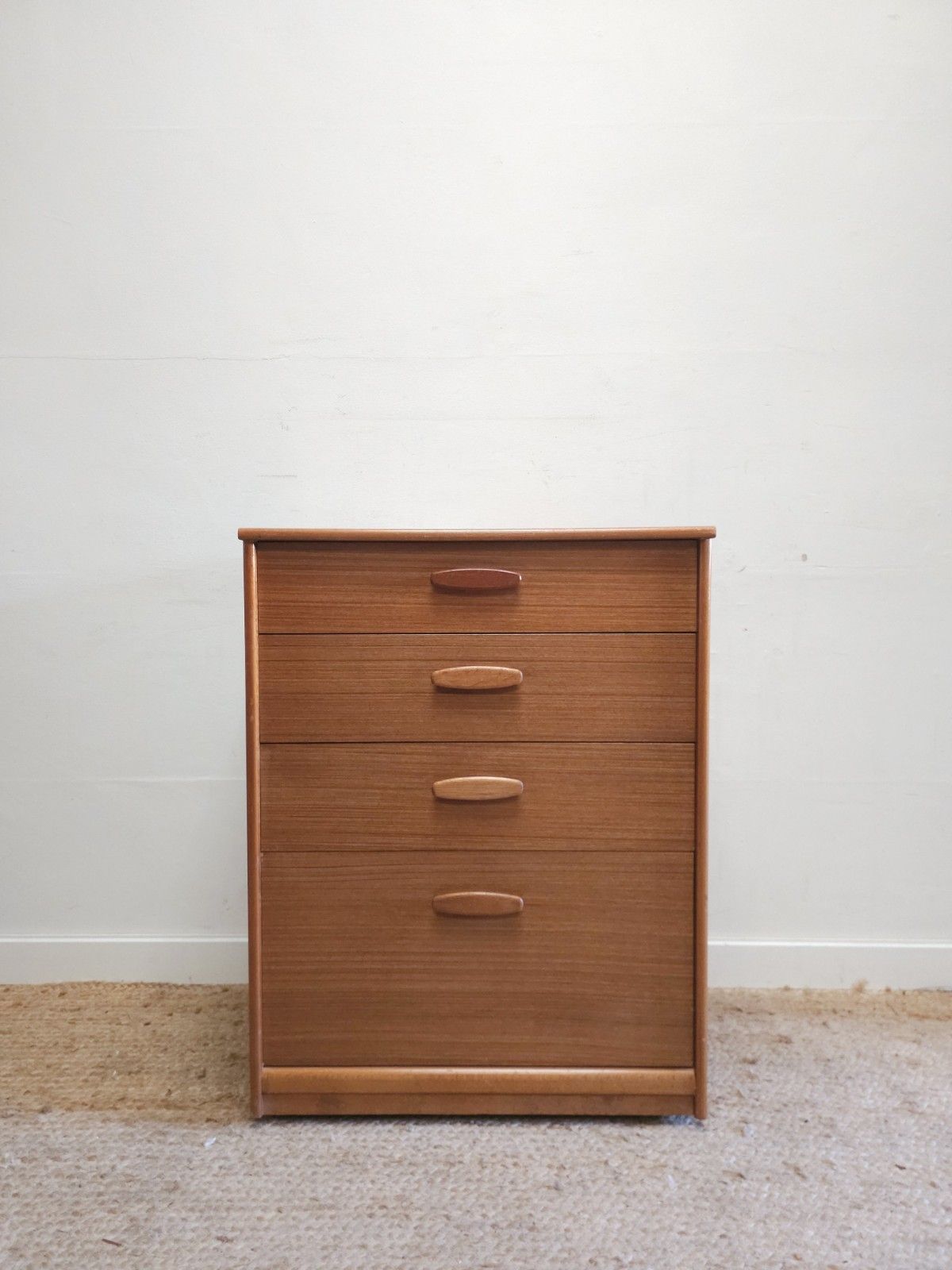 photo vinterior Austinsuite Chest Of Drawers Mid Century Teak Storage Vintage Retro Delivery