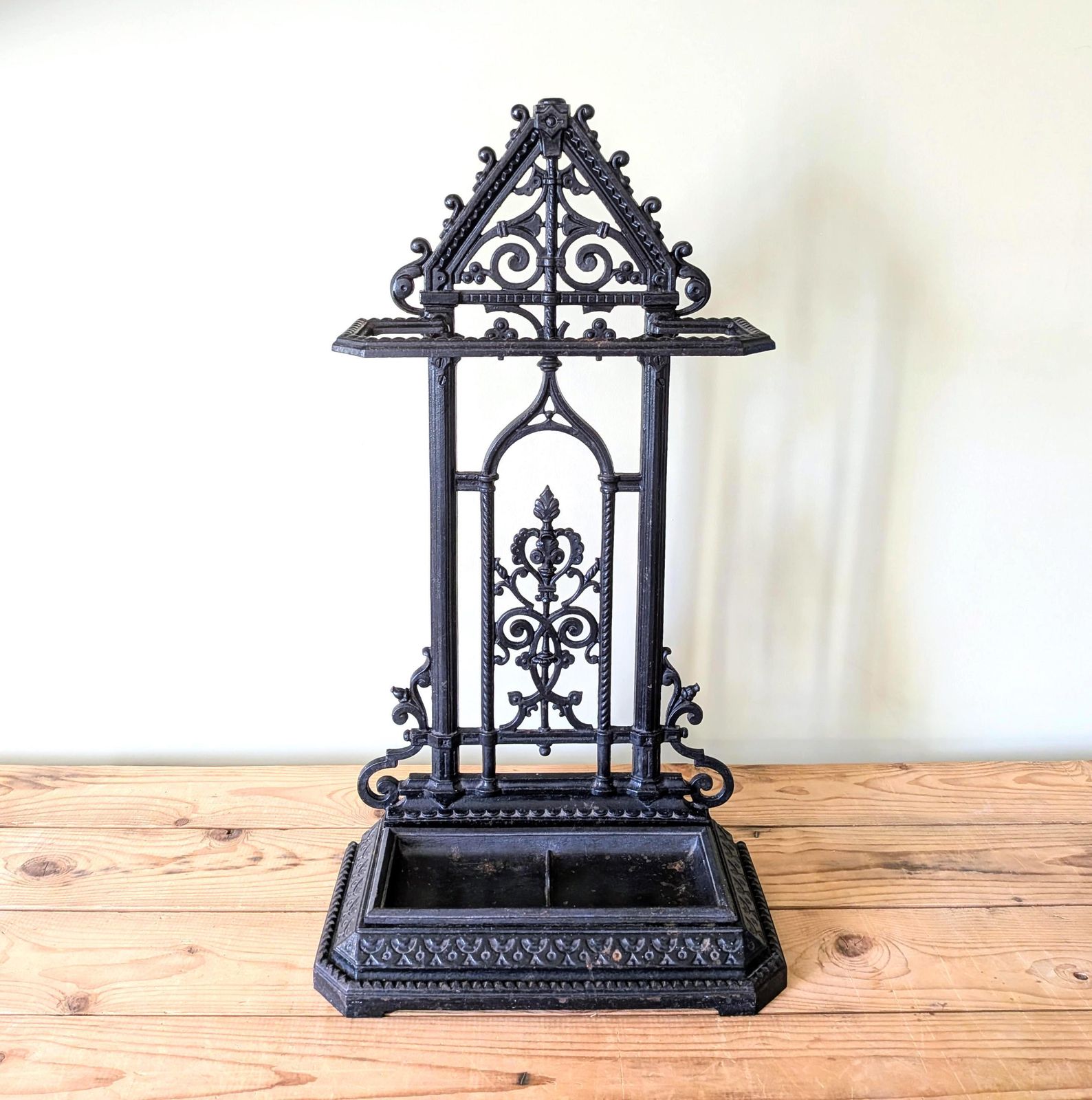 Victorian Cast Iron Umbrella Stand Or Stick Stand C1870 photo 295.0