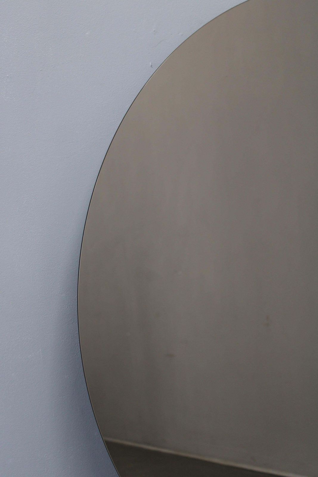 Large 1980s Italian Smoke Tinted Round Mirror With White Geometric Segment photo 710.0