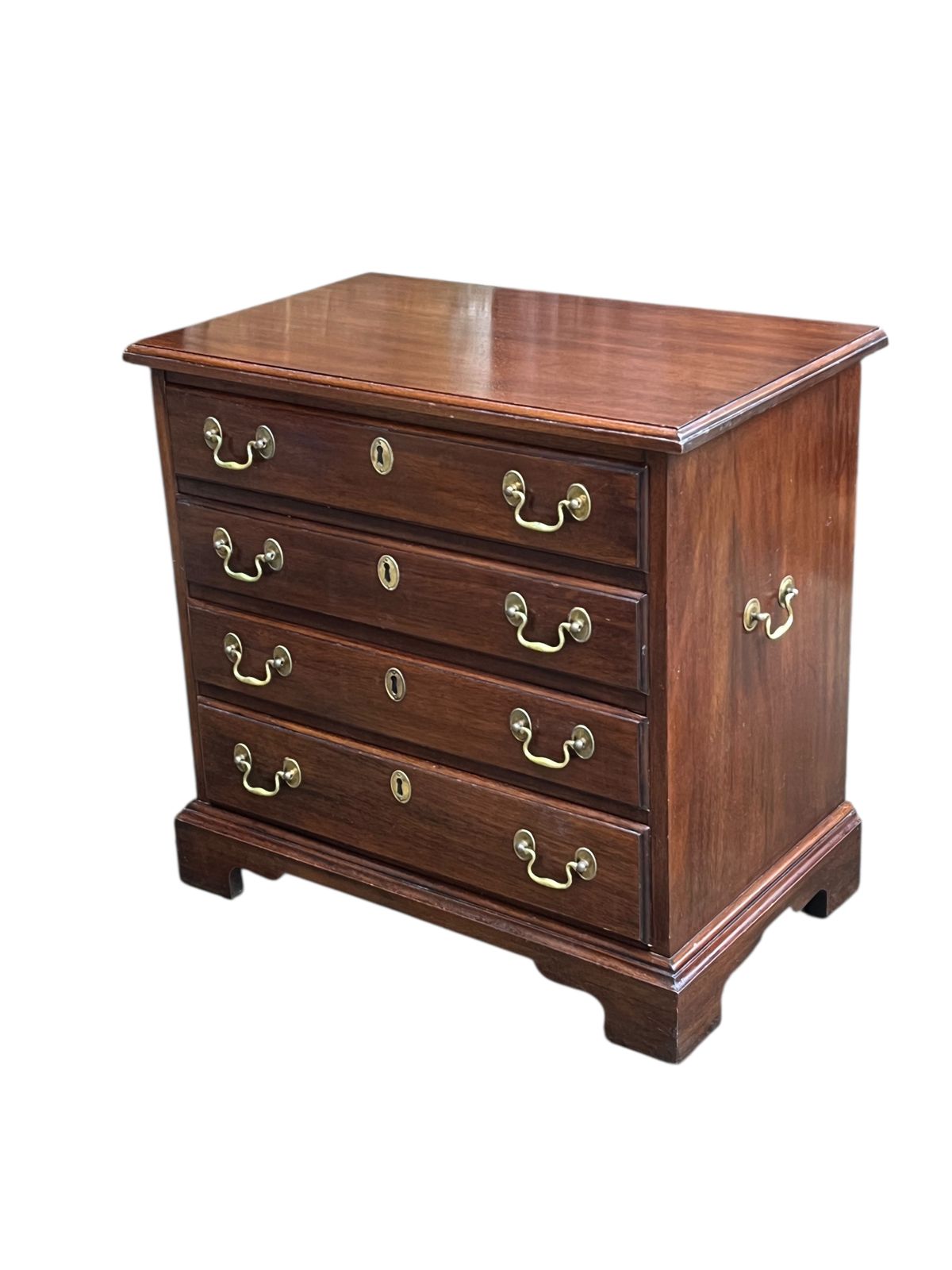 Henkel Harris Solid Mahogany Chest Of Drawers photo furniture