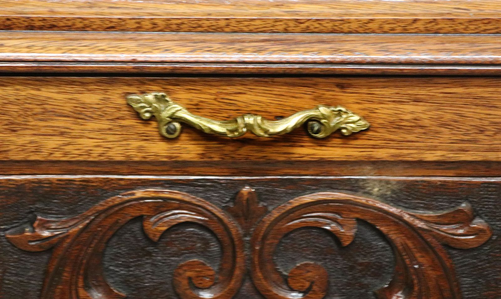 Victorian Style! A Lovely Late 19th Century American Walnut Coal Purdonium. photo buy