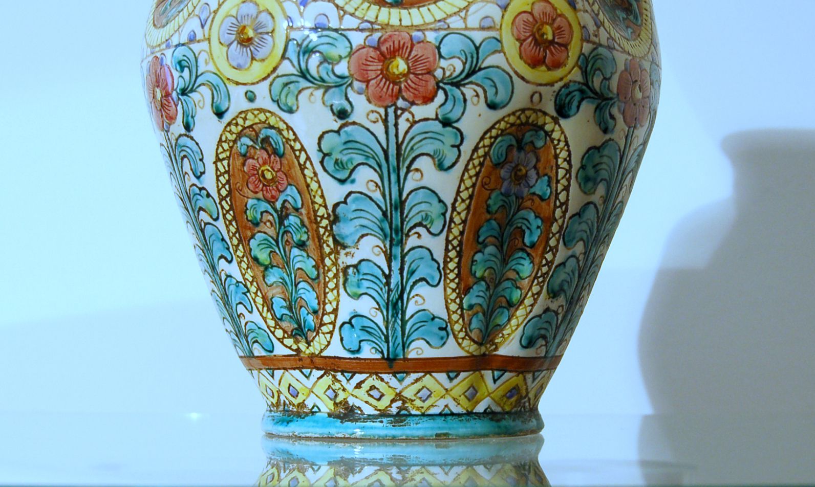 Majolica Vase Polychrome / Perugia Italy 1940 / Gualdo Tadino photo Home Decor