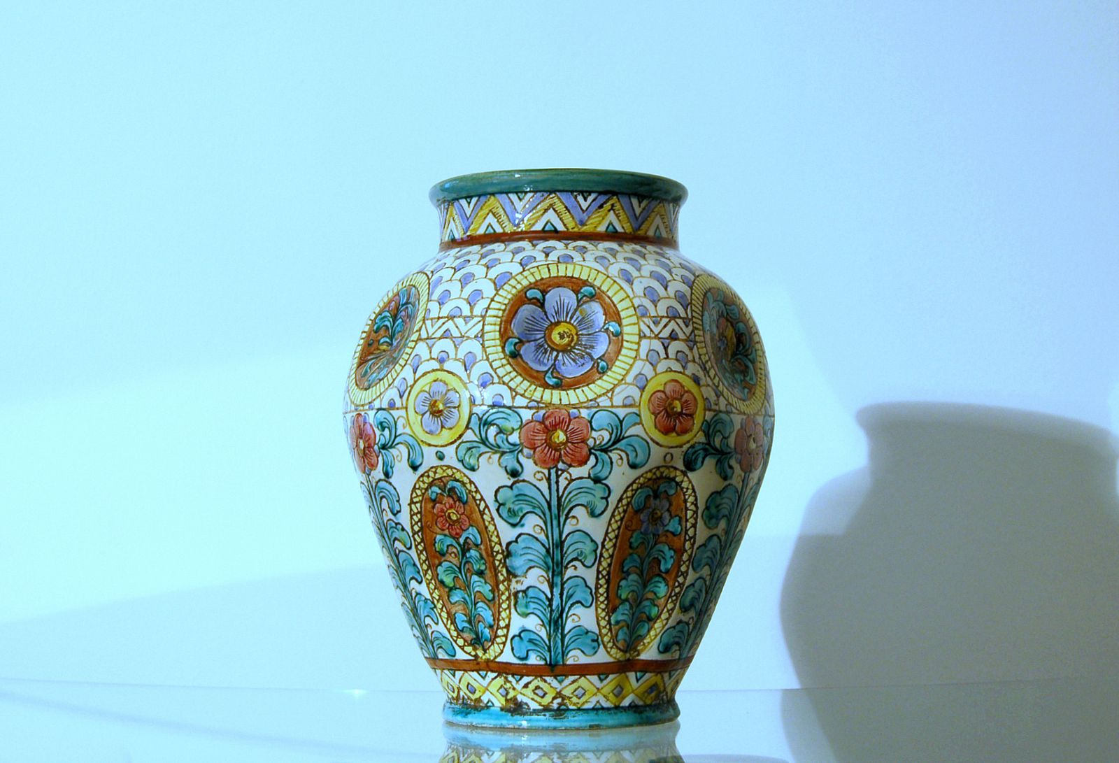 Majolica Vase Polychrome / Perugia Italy 1940 / Gualdo Tadino photo furniture
