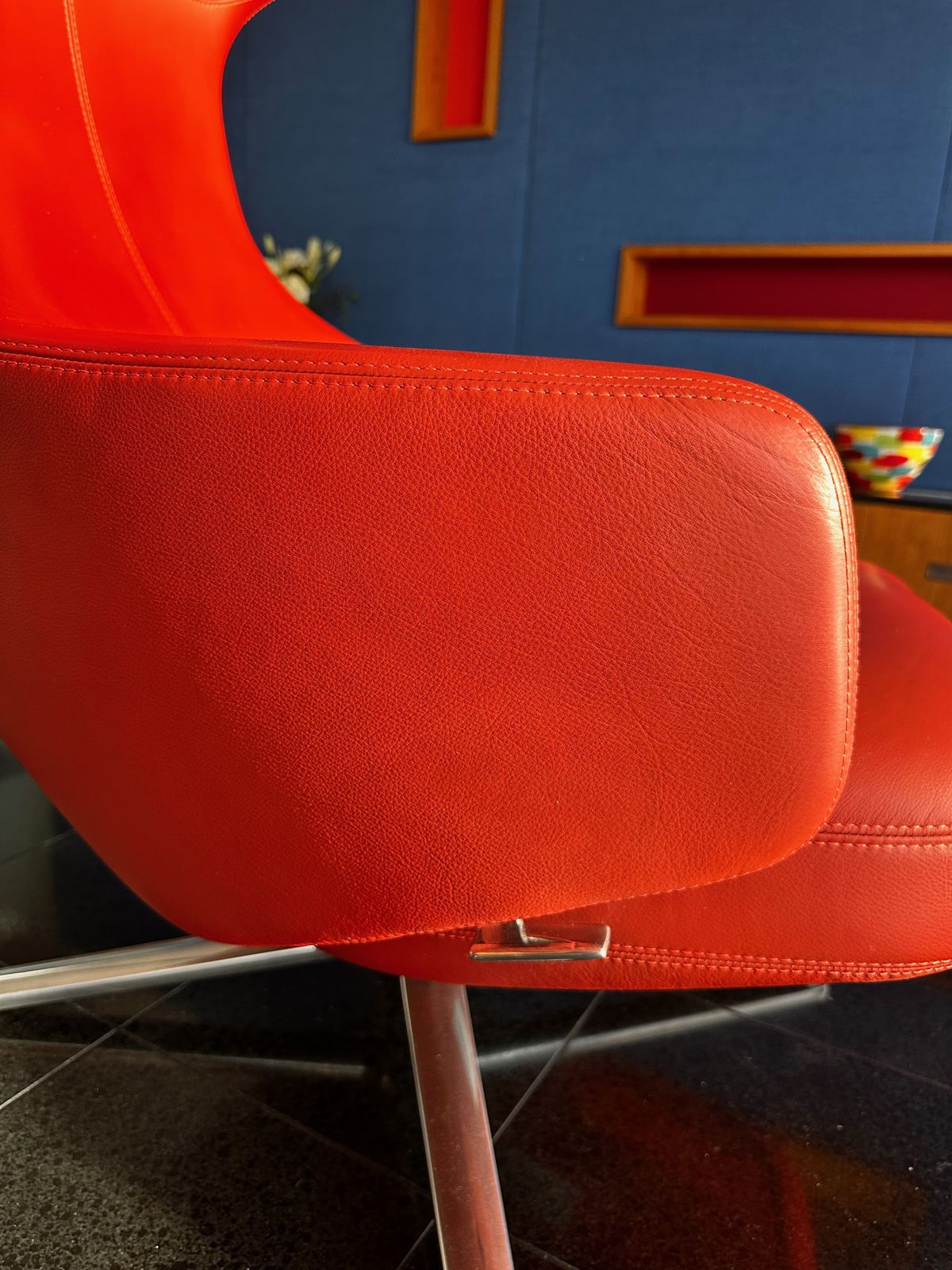 Furniture Grand Repos & Ottoman Antonio Citterio photo
