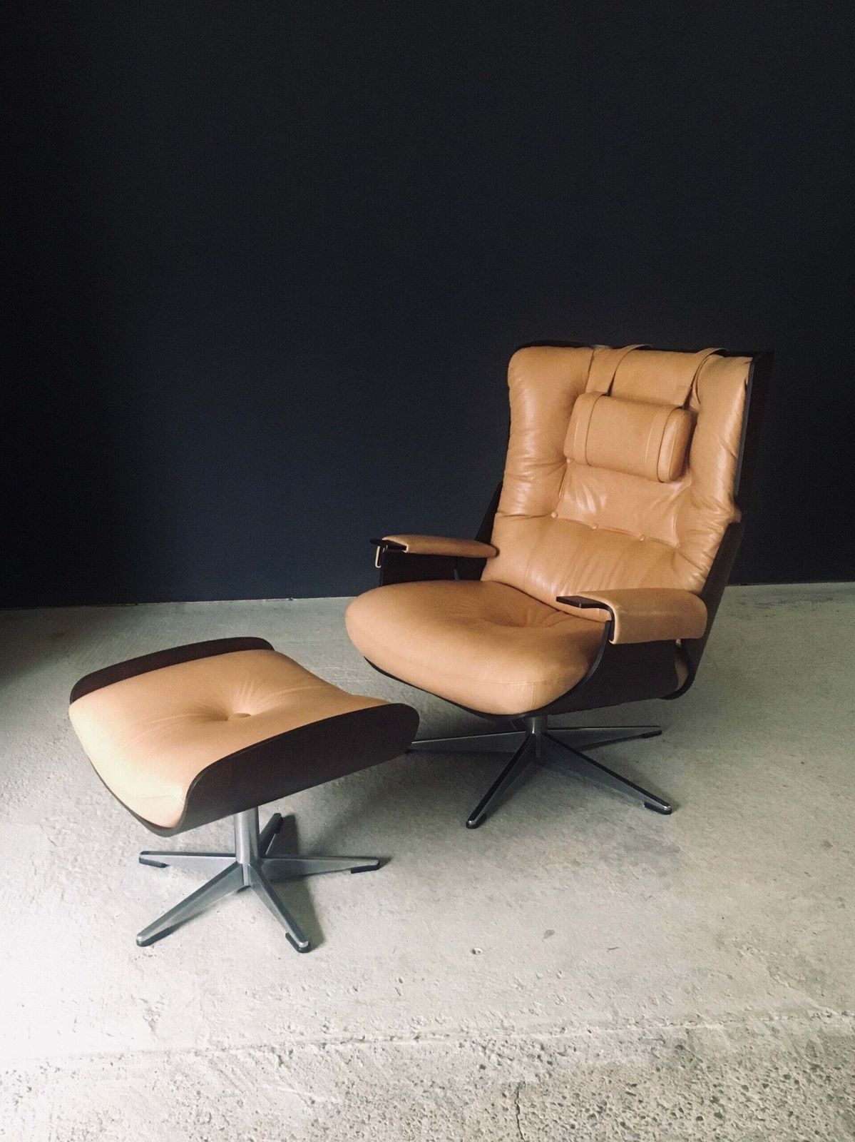 Midcentury Modern Design Leather Lounge Chair & Ottoman, Germany 1960's