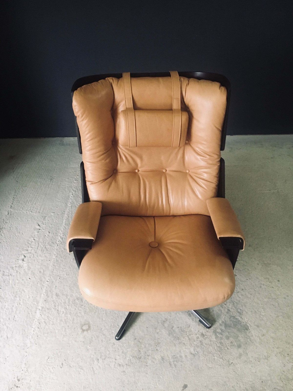 photo vinterior Mid Century Modern Design Lederen Lounge Chair & Ottoman, Duitsland, Ca. Jaren 1960