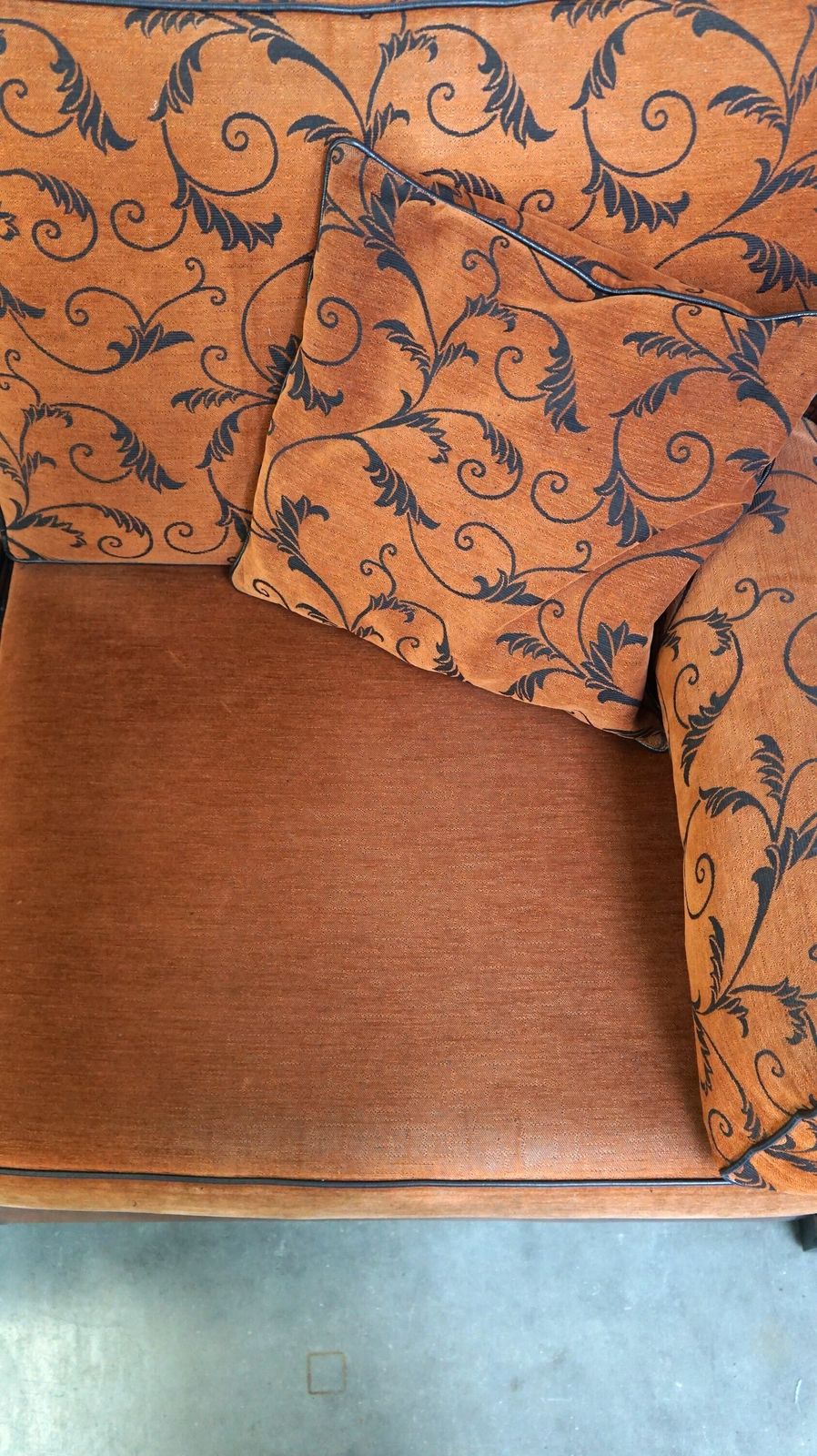 Luxurious And Comfortable 2.5 Seater Sheepskin Sofa With English Style Fabric Cushions photo buy