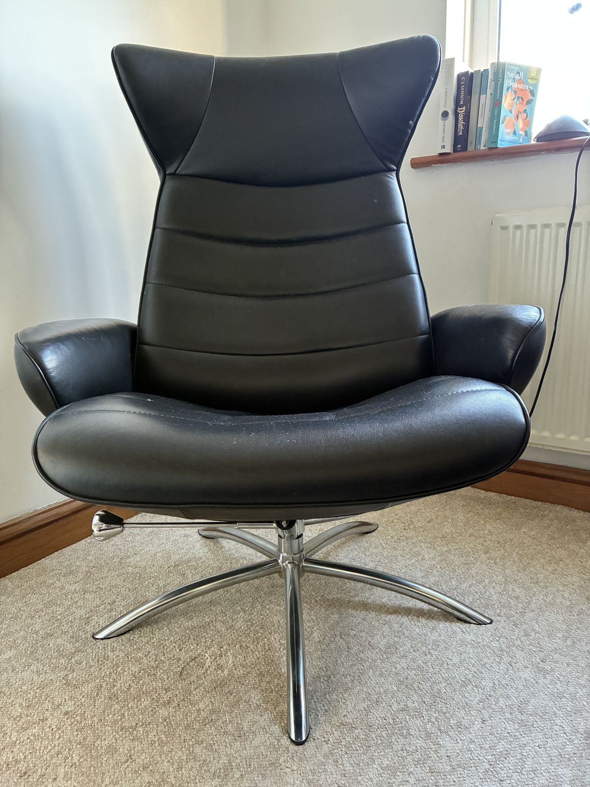 Hjellegjerde Fjords Tinde Ergonomic Recliner And Footstool photo for sale