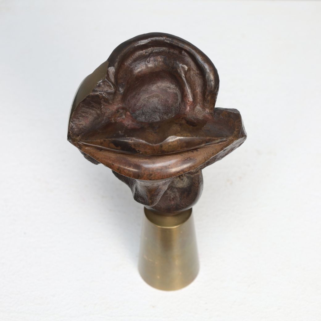 photo furniture Mia Moreaux. “Lips” Bronze Sculpture With Brass Base, Belgium, 1990s
