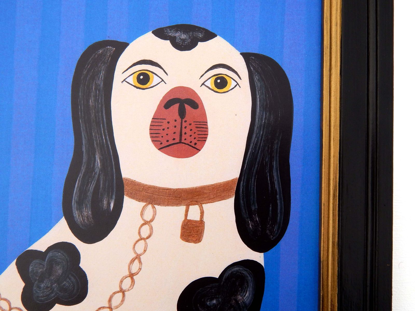 Naive Staffordshire Dog  Fine Art Print, Folk Art – Right Facing Spaniel On Mantle By Matt Rix In Hand Painted Frame, Signed photo vinterior