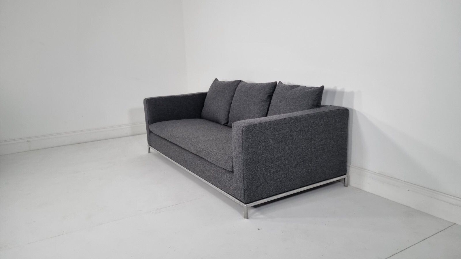Bb Italia George 3 Seater Sofa In Charcoal Wool Impeccable Condition photo 3060.0